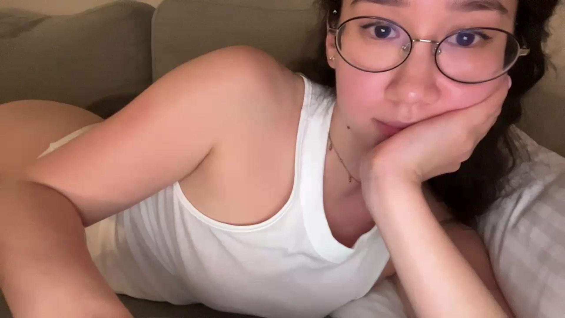Gallery image thumbnail from cute_asian69's myfreecams stream on, 07/17/2023, 02:05 image 12 of 20