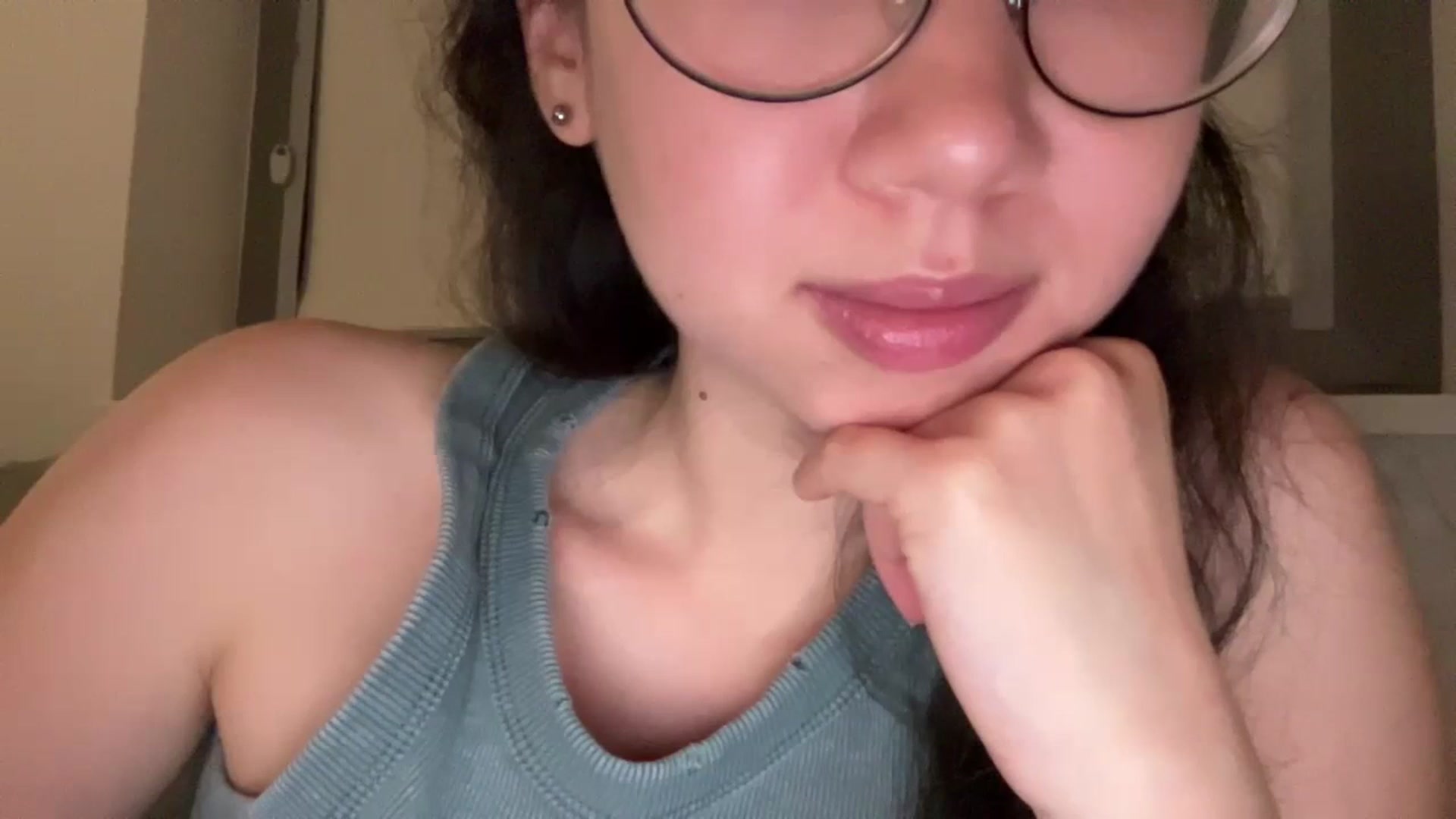 Gallery image thumbnail from cute_asian69's myfreecams stream on, 07/19/2023, 22:31 image 6 of 20
