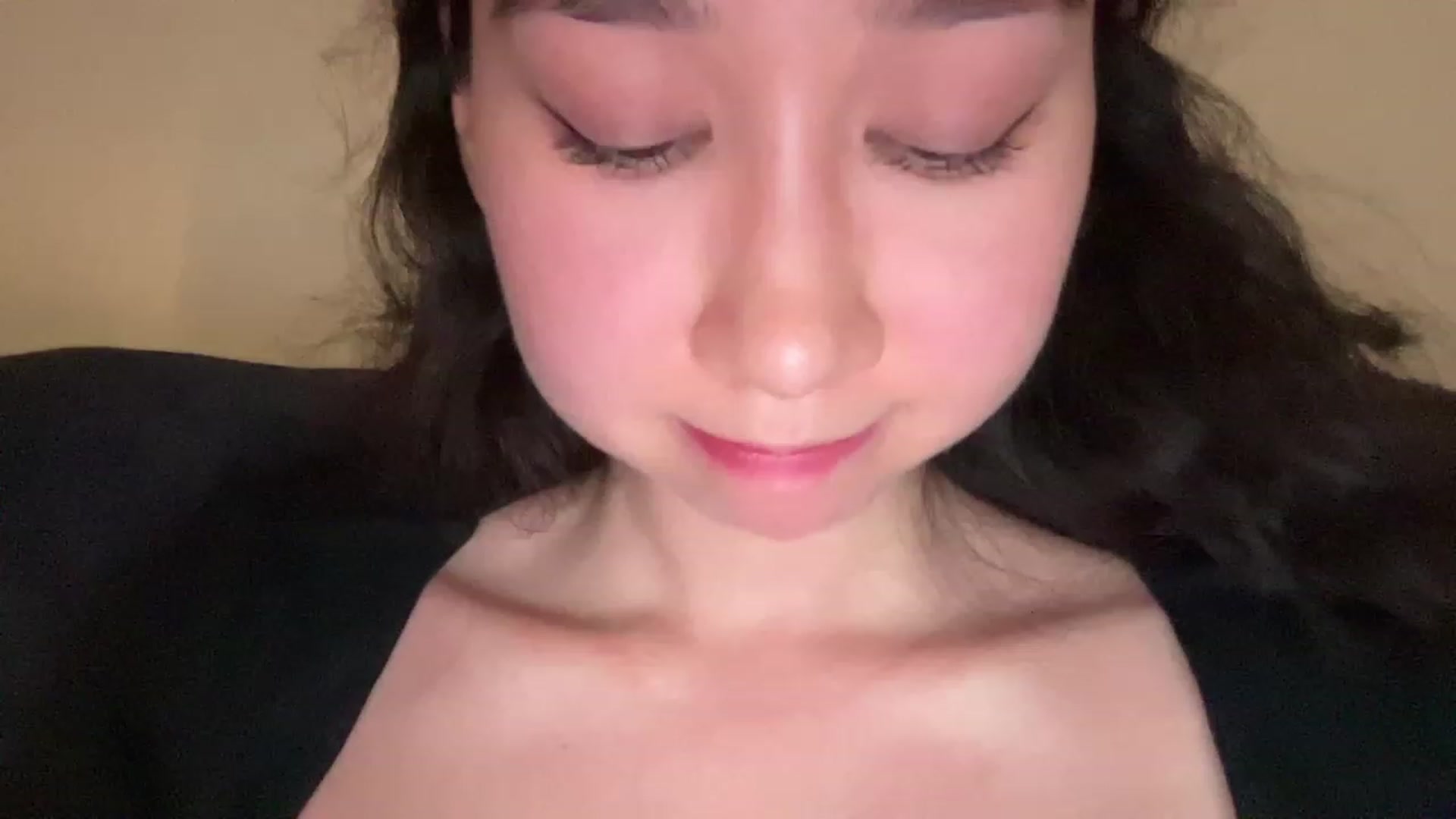 Gallery image thumbnail from cute_asian69's myfreecams stream on, 07/24/2023, 20:50 image 9 of 20