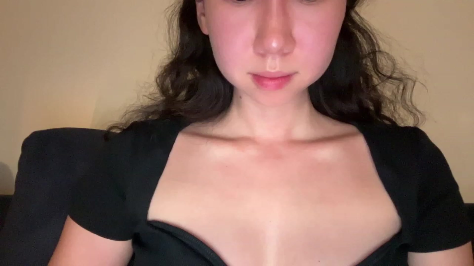 Gallery image thumbnail from cute_asian69's myfreecams stream on, 07/24/2023, 20:50 image 3 of 20
