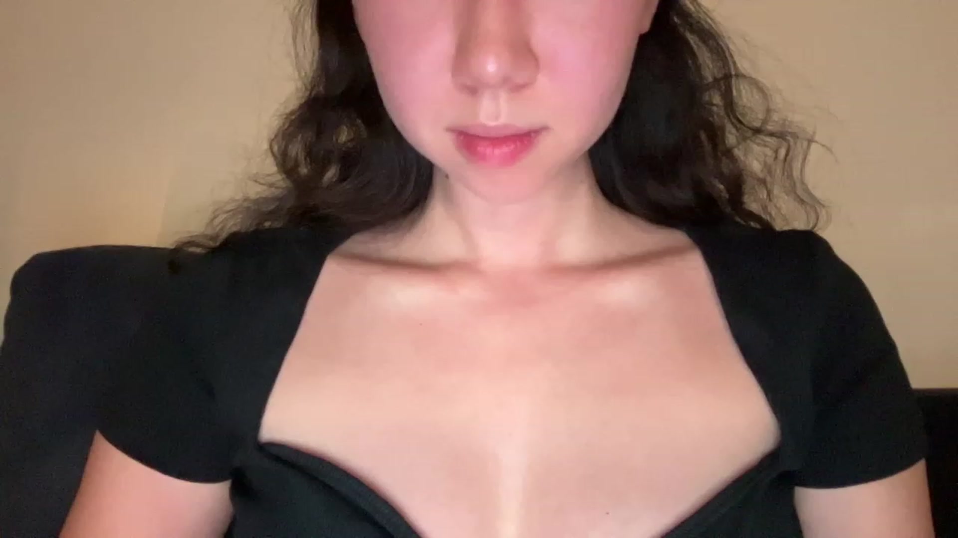Gallery image thumbnail from cute_asian69's myfreecams stream on, 07/24/2023, 20:50 image 4 of 20