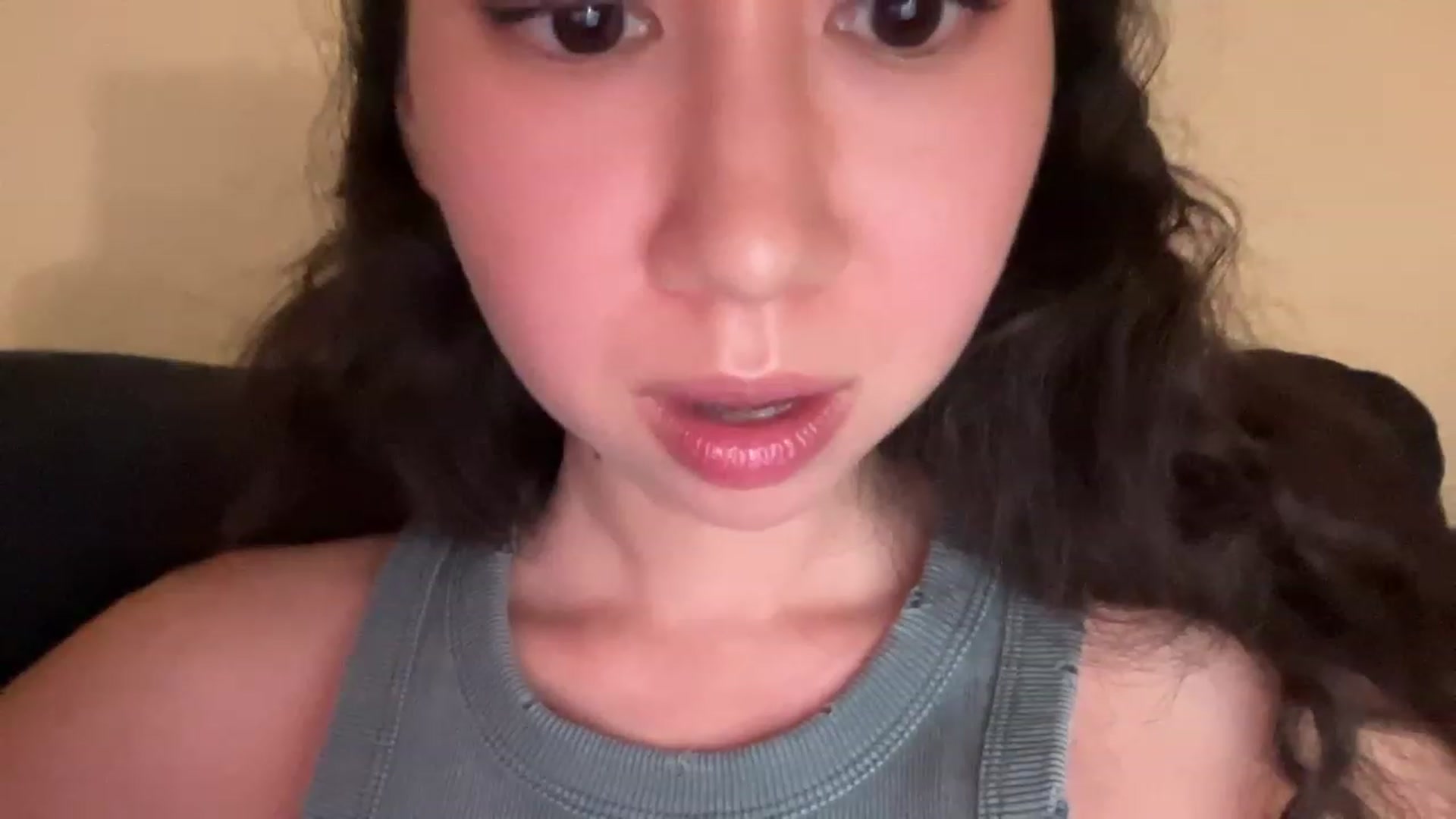 Gallery image thumbnail from cute_asian69's myfreecams stream on, 07/27/2023, 24:23 image 13 of 20