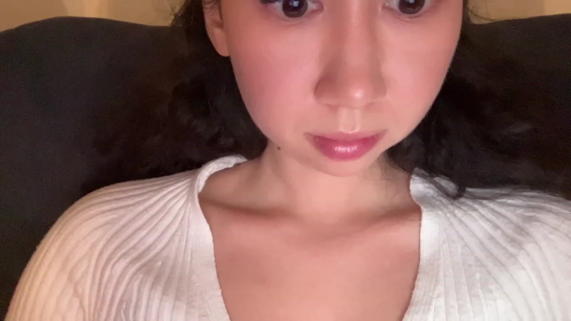 Gallery image thumbnail from cute_asian69's myfreecams stream on, 07/28/2023, 21:10 image 15 of 20