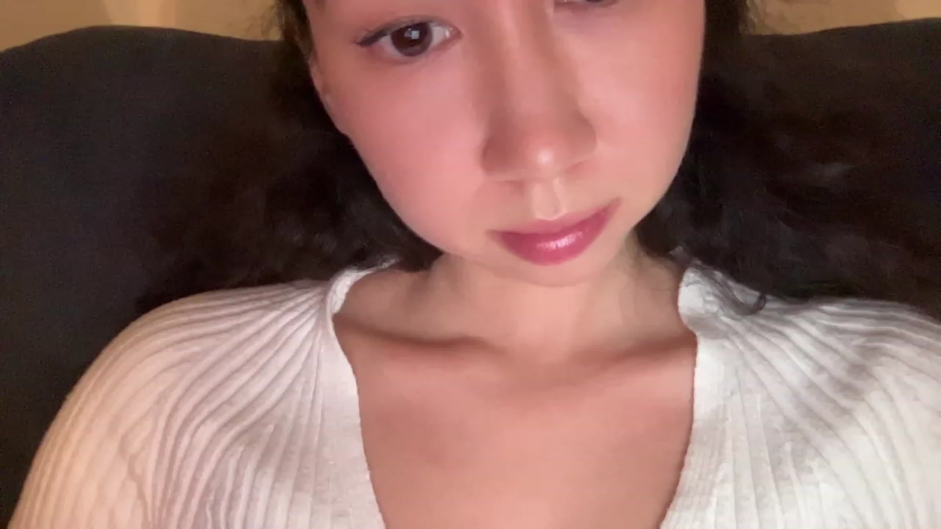 Gallery image thumbnail from cute_asian69's myfreecams stream on, 07/28/2023, 21:10 image 12 of 20