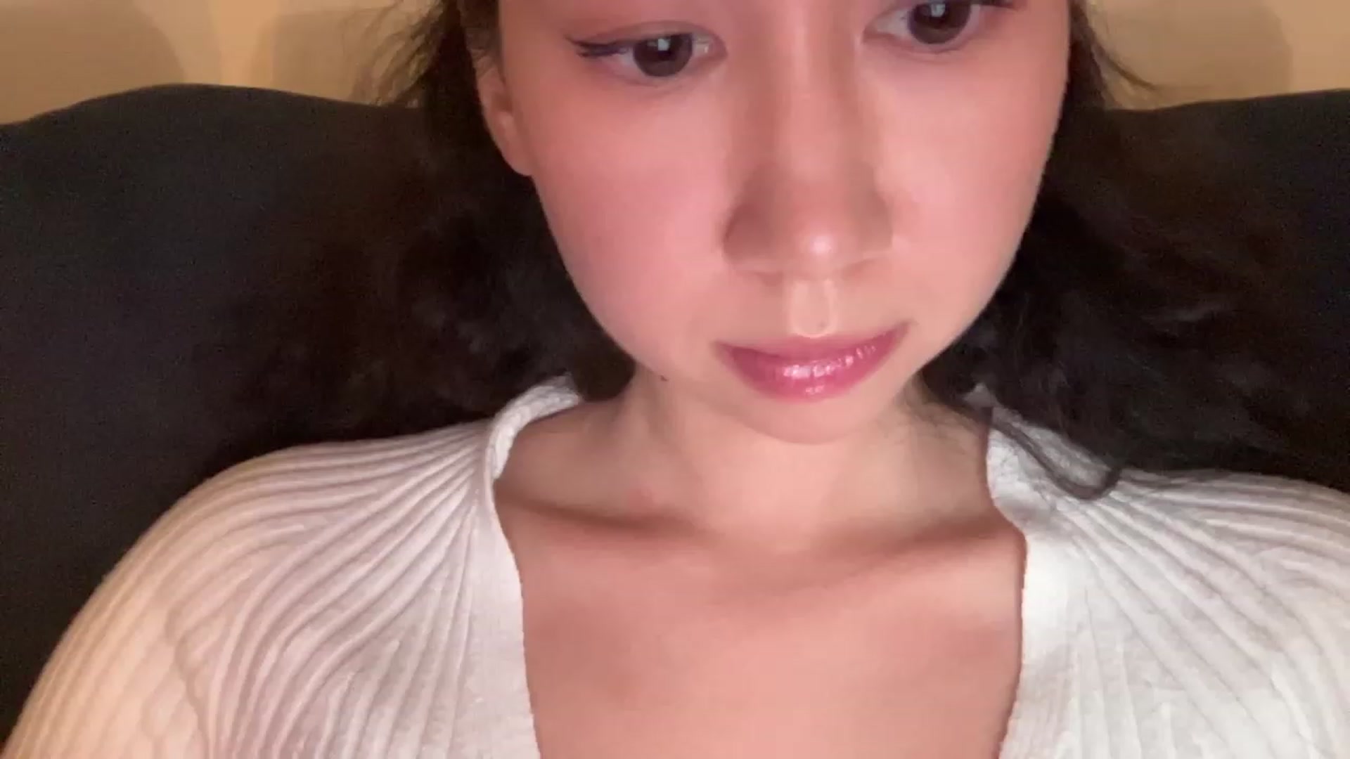 Gallery image thumbnail from cute_asian69's myfreecams stream on, 07/28/2023, 21:10 image 10 of 20