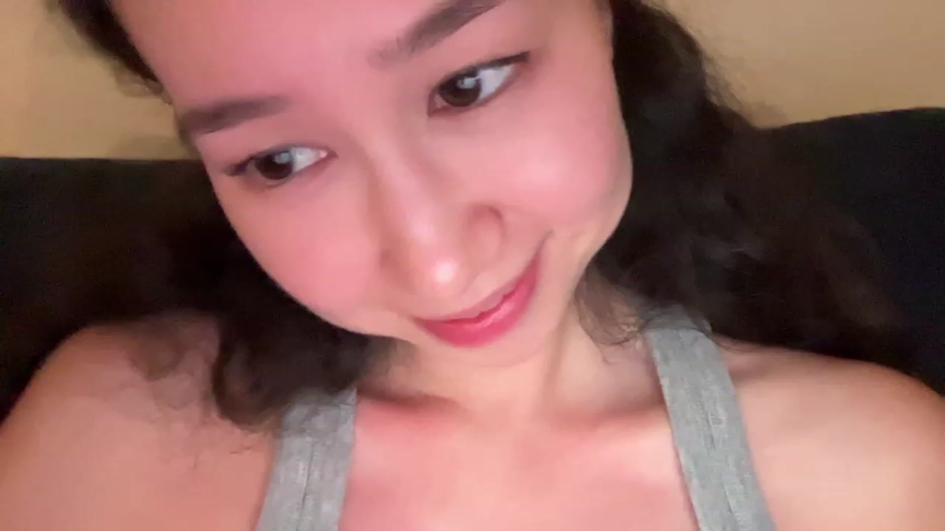 Gallery image thumbnail from cute_asian69's myfreecams stream on, 08/15/2023, 24:01 image 8 of 20