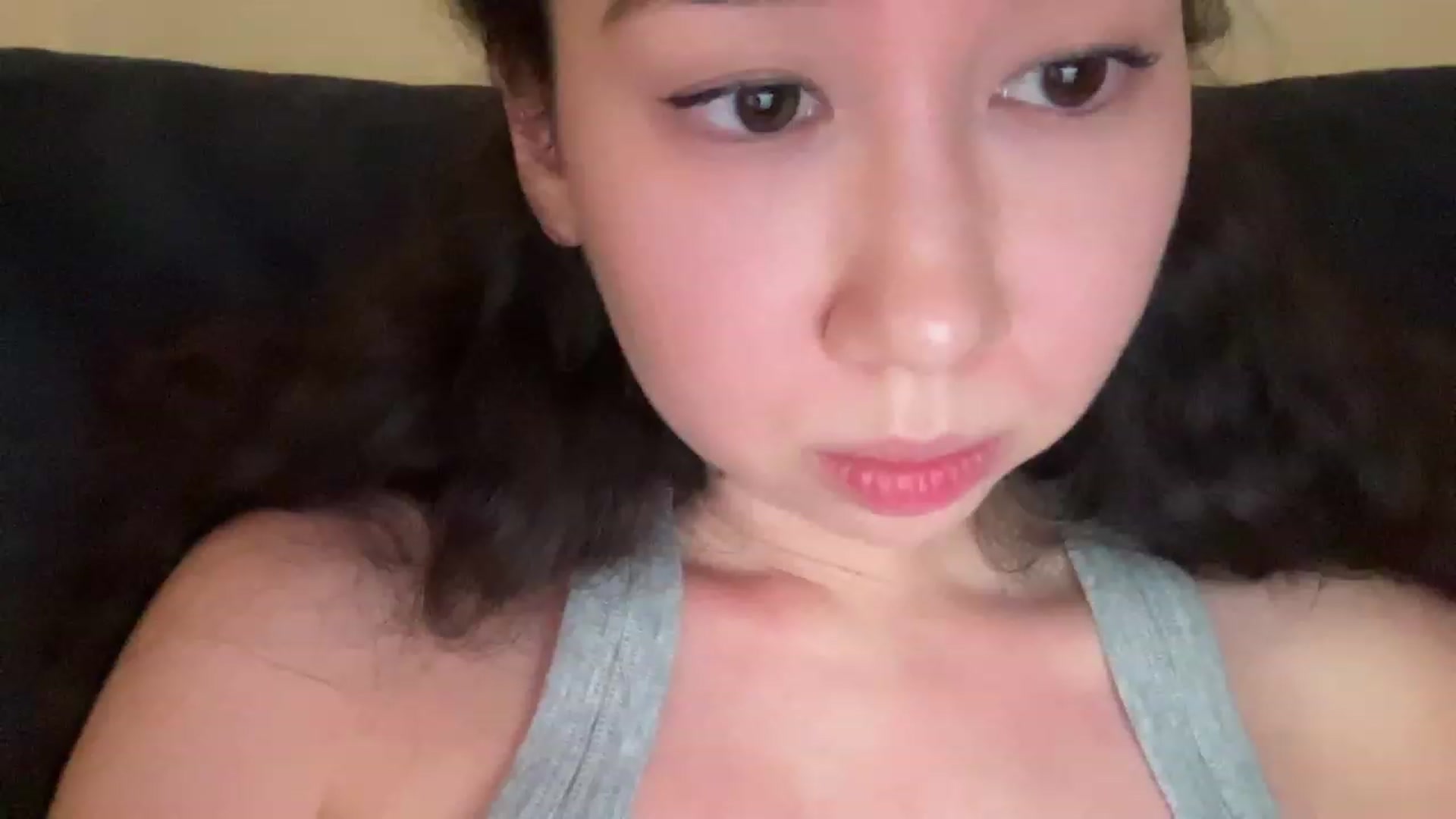Gallery image thumbnail from cute_asian69's myfreecams stream on, 08/15/2023, 24:01 image 11 of 20