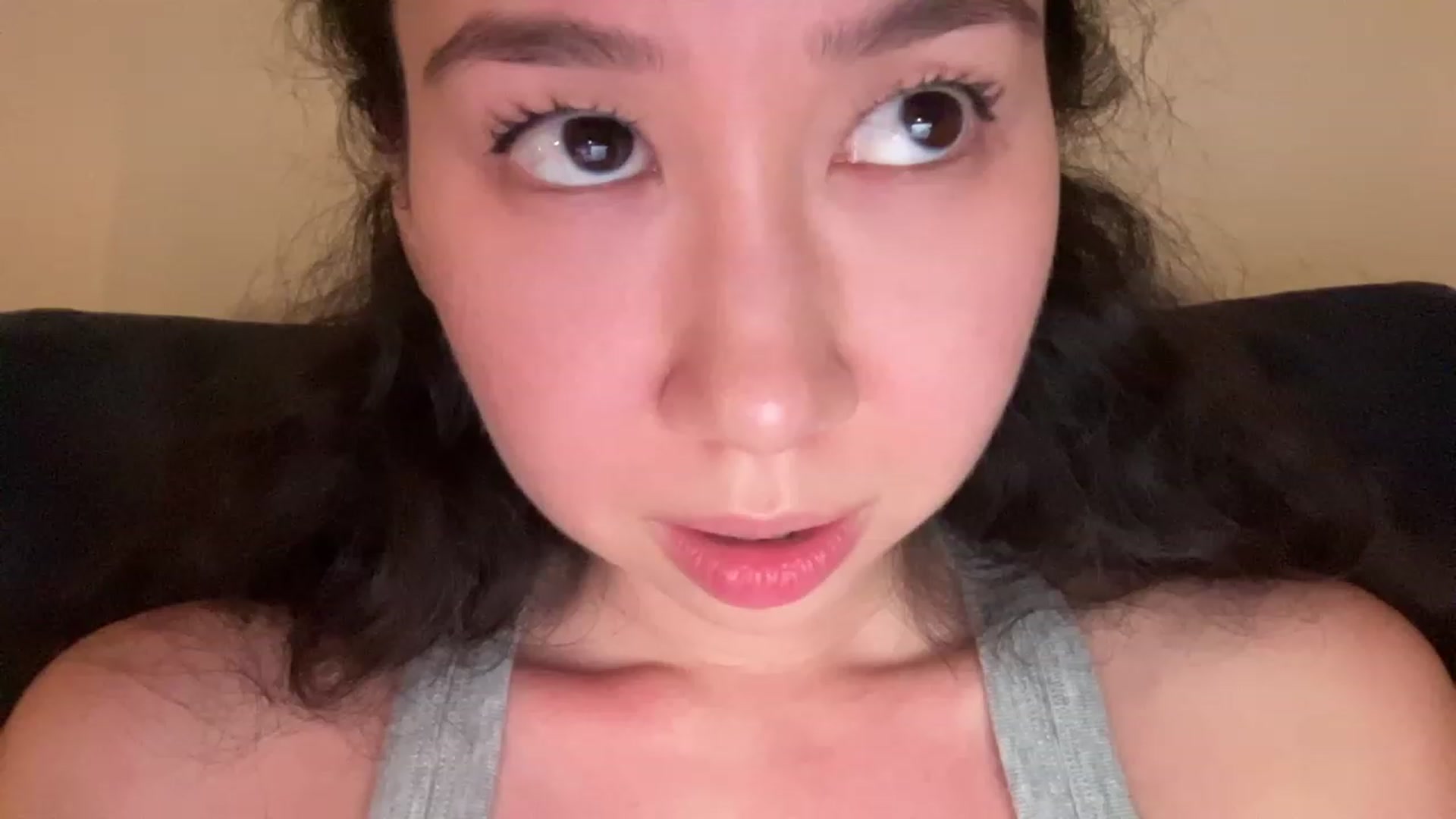 Gallery image thumbnail from cute_asian69's myfreecams stream on, 08/15/2023, 24:01 image 6 of 20