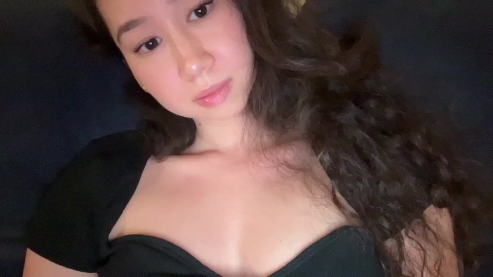 Gallery image thumbnail from cute_asian69's myfreecams stream on, 08/16/2023, 23:05 image 15 of 20