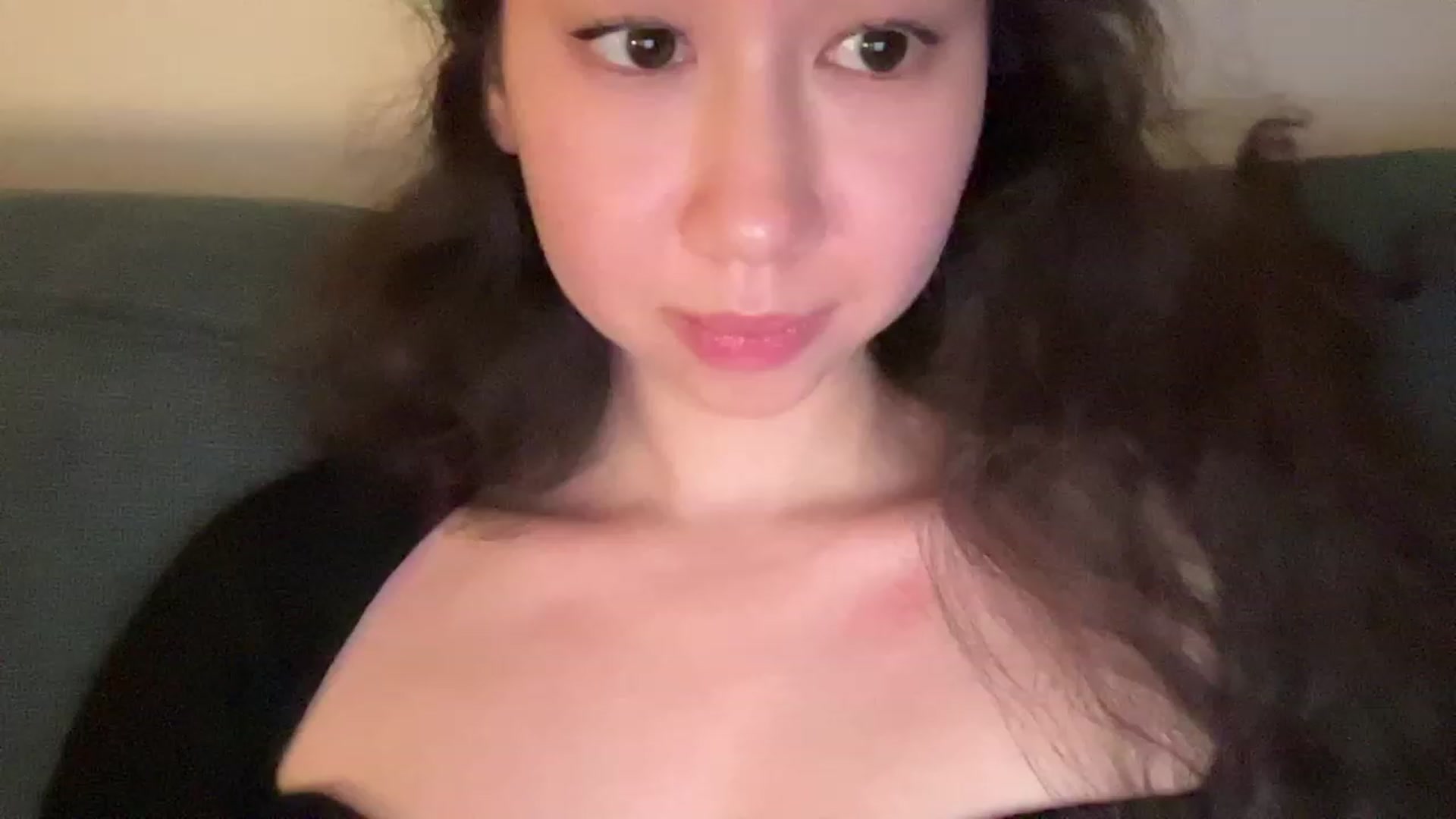 Gallery image thumbnail from cute_asian69's myfreecams stream on, 08/21/2023, 01:00 image 8 of 20