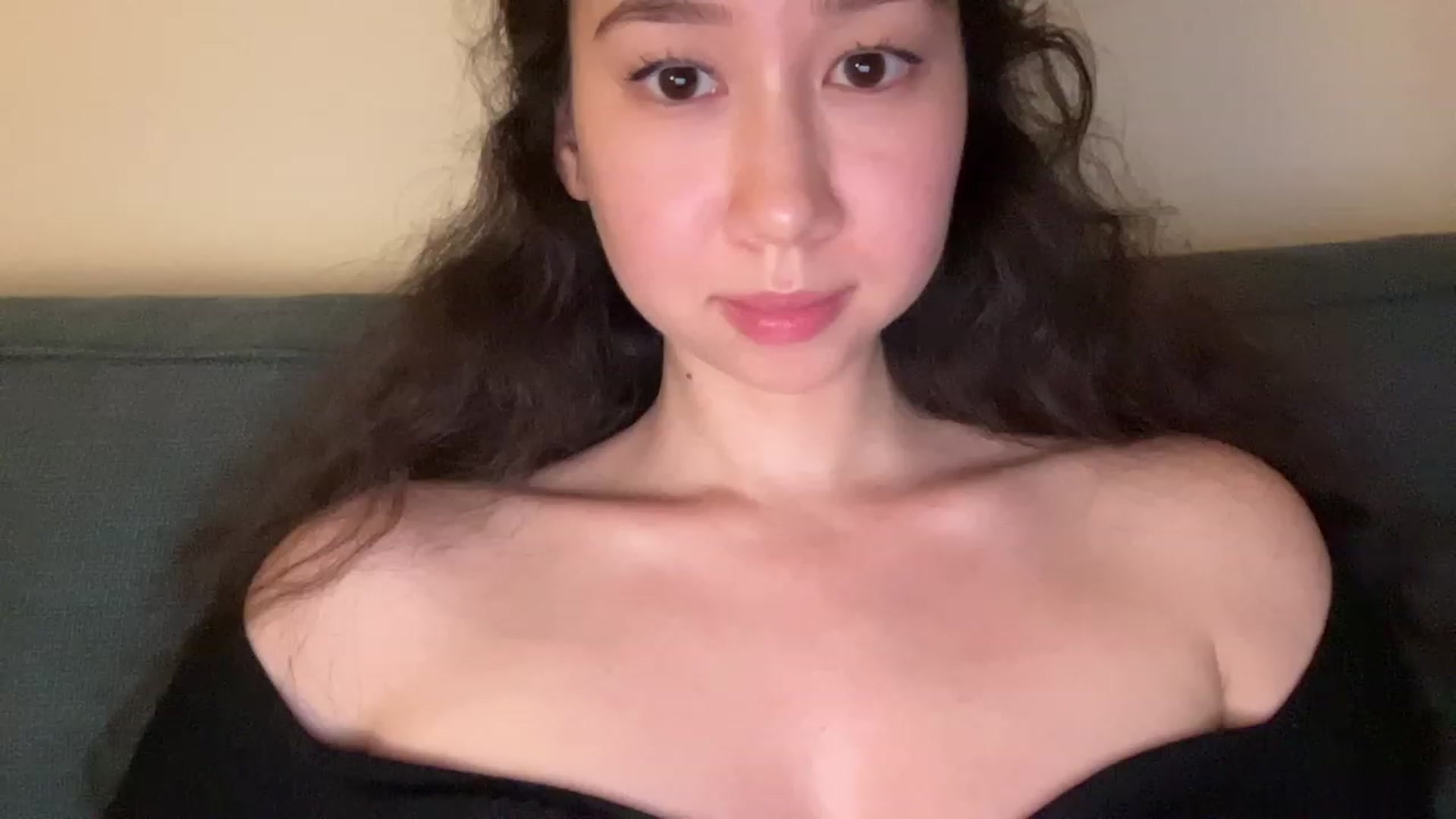 Gallery image thumbnail from cute_asian69's myfreecams stream on, 08/21/2023, 01:05 image 17 of 20