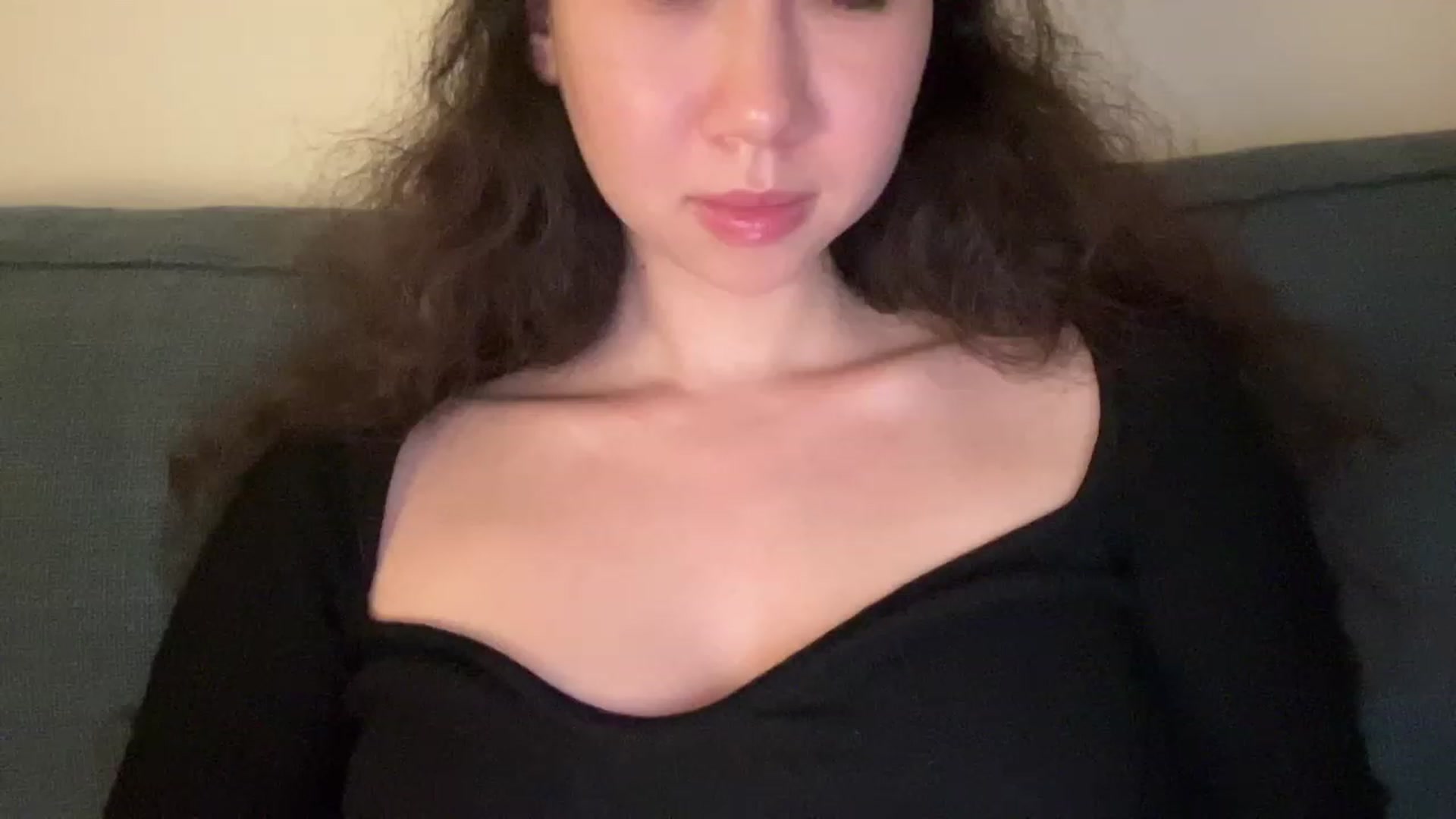 Gallery image thumbnail from cute_asian69's myfreecams stream on, 08/21/2023, 01:05 image 5 of 20