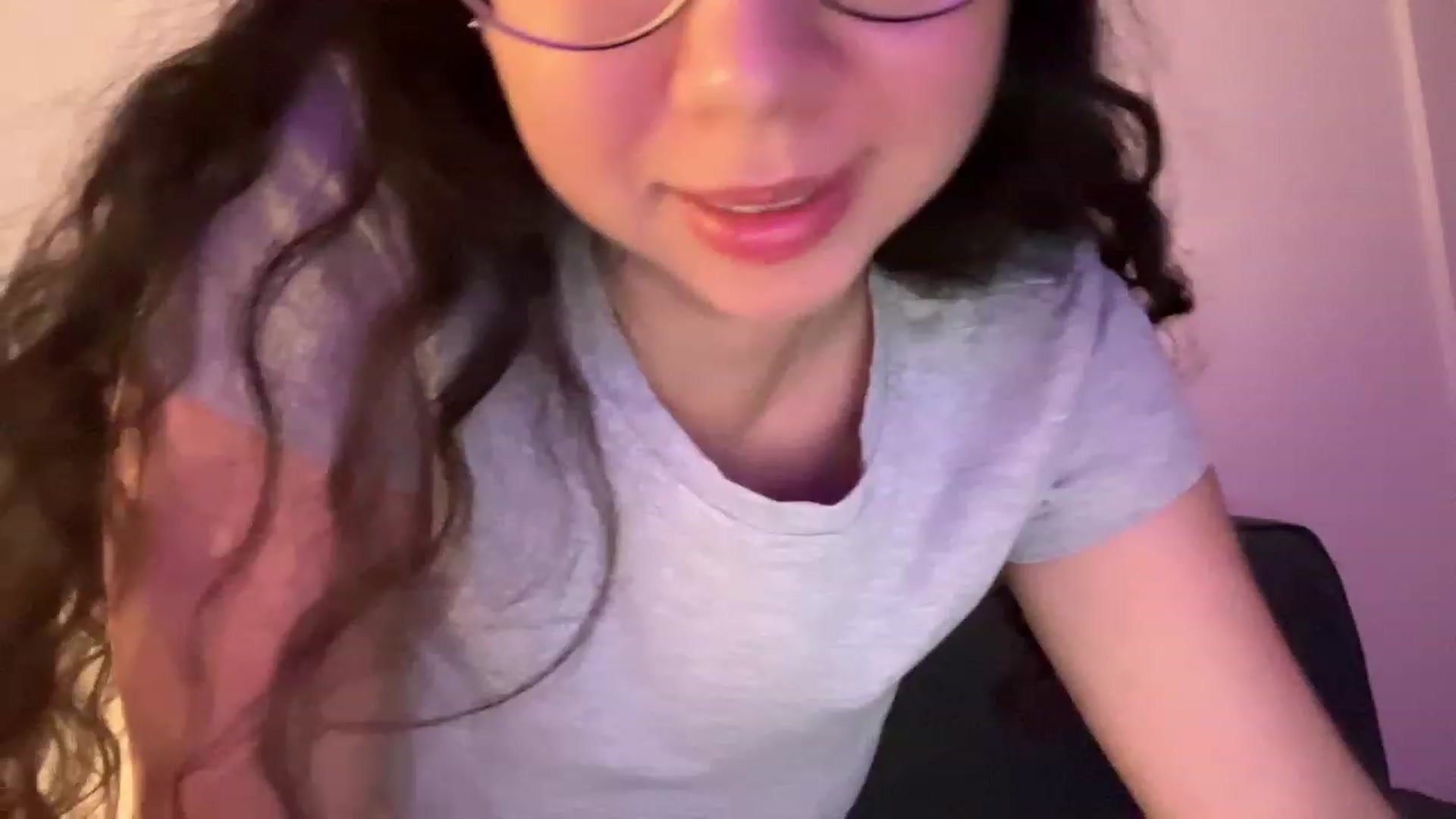 Gallery image thumbnail from cute_asian69's myfreecams stream on, 08/24/2023, 02:09 image 11 of 20