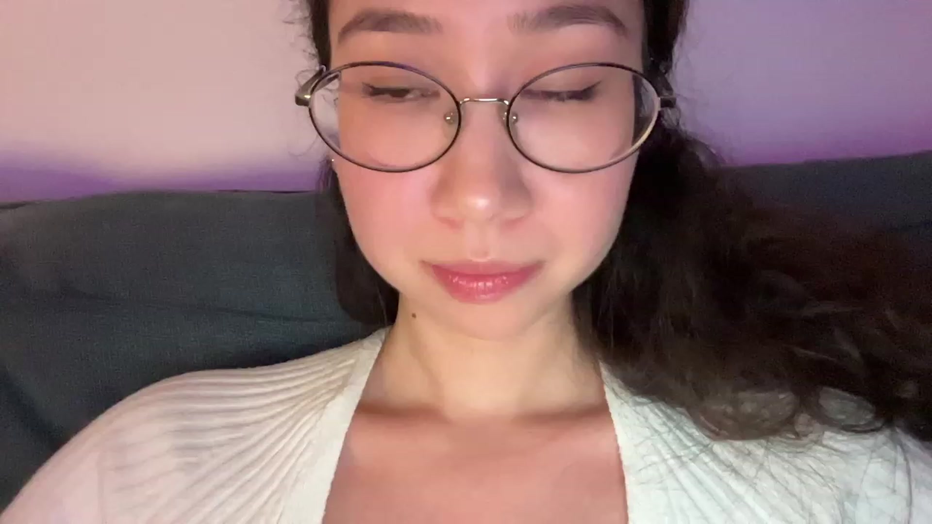 Gallery image thumbnail from cute_asian69's myfreecams stream on, 08/24/2023, 23:27 image 3 of 20