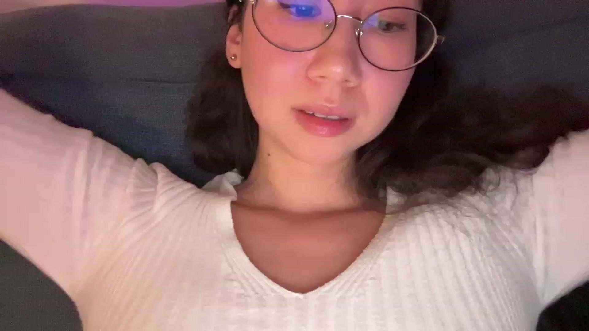 Gallery image thumbnail from cute_asian69's myfreecams stream on, 08/24/2023, 23:27 image 9 of 20