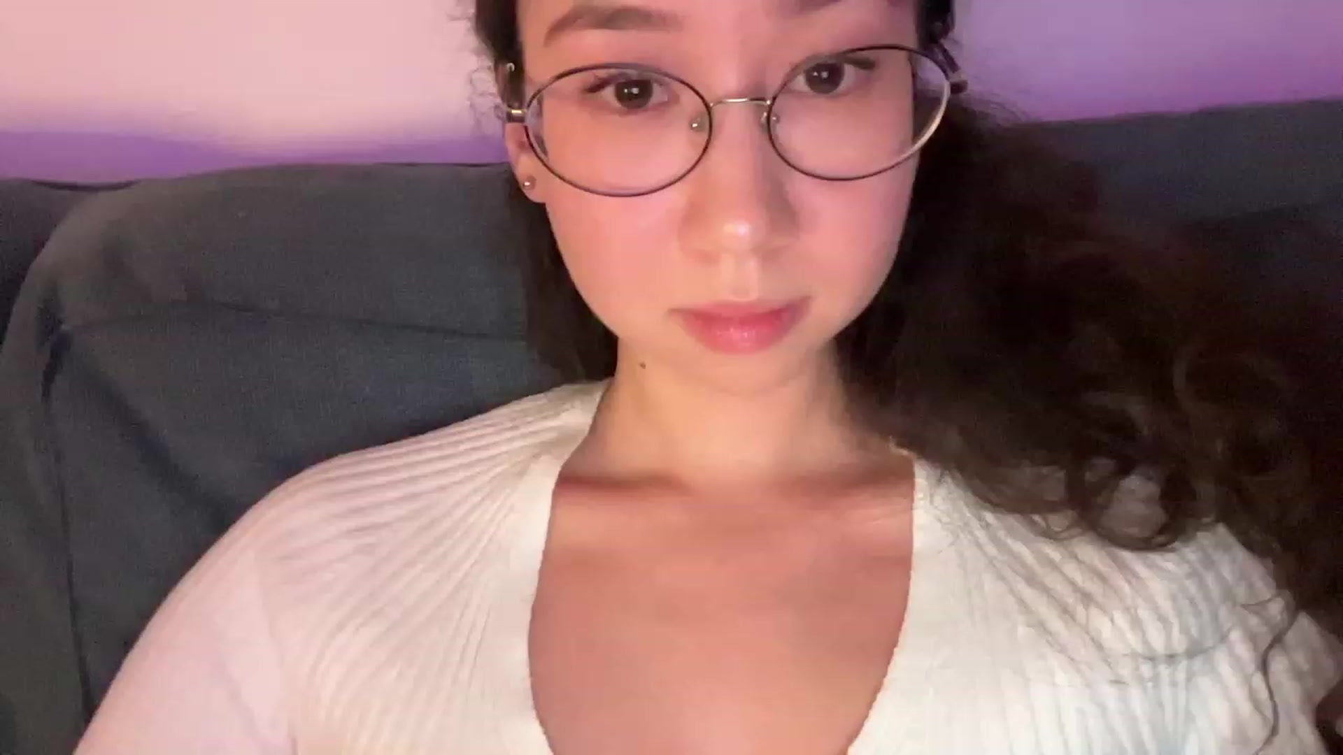 Gallery image thumbnail from cute_asian69's myfreecams stream on, 08/24/2023, 23:27 image 6 of 20