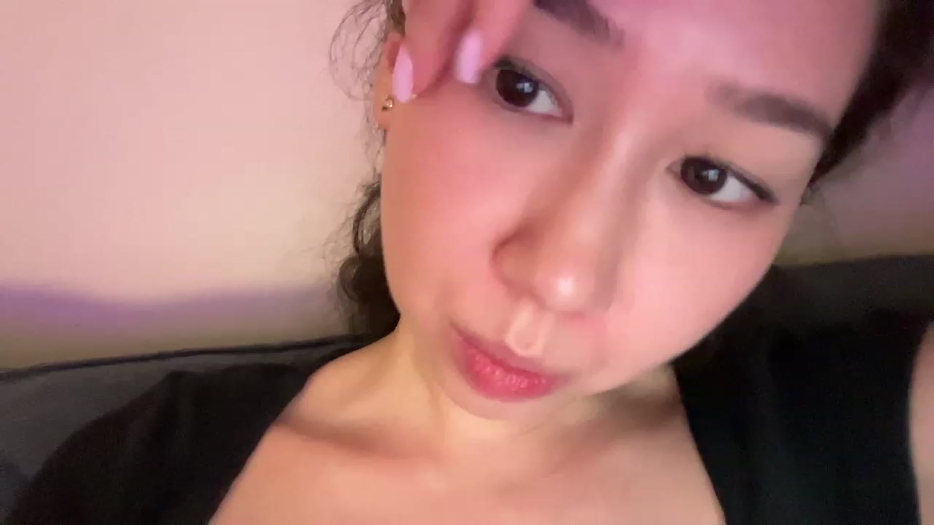 Gallery image thumbnail from cute_asian69's myfreecams stream on, 08/27/2023, 01:46 image 3 of 20
