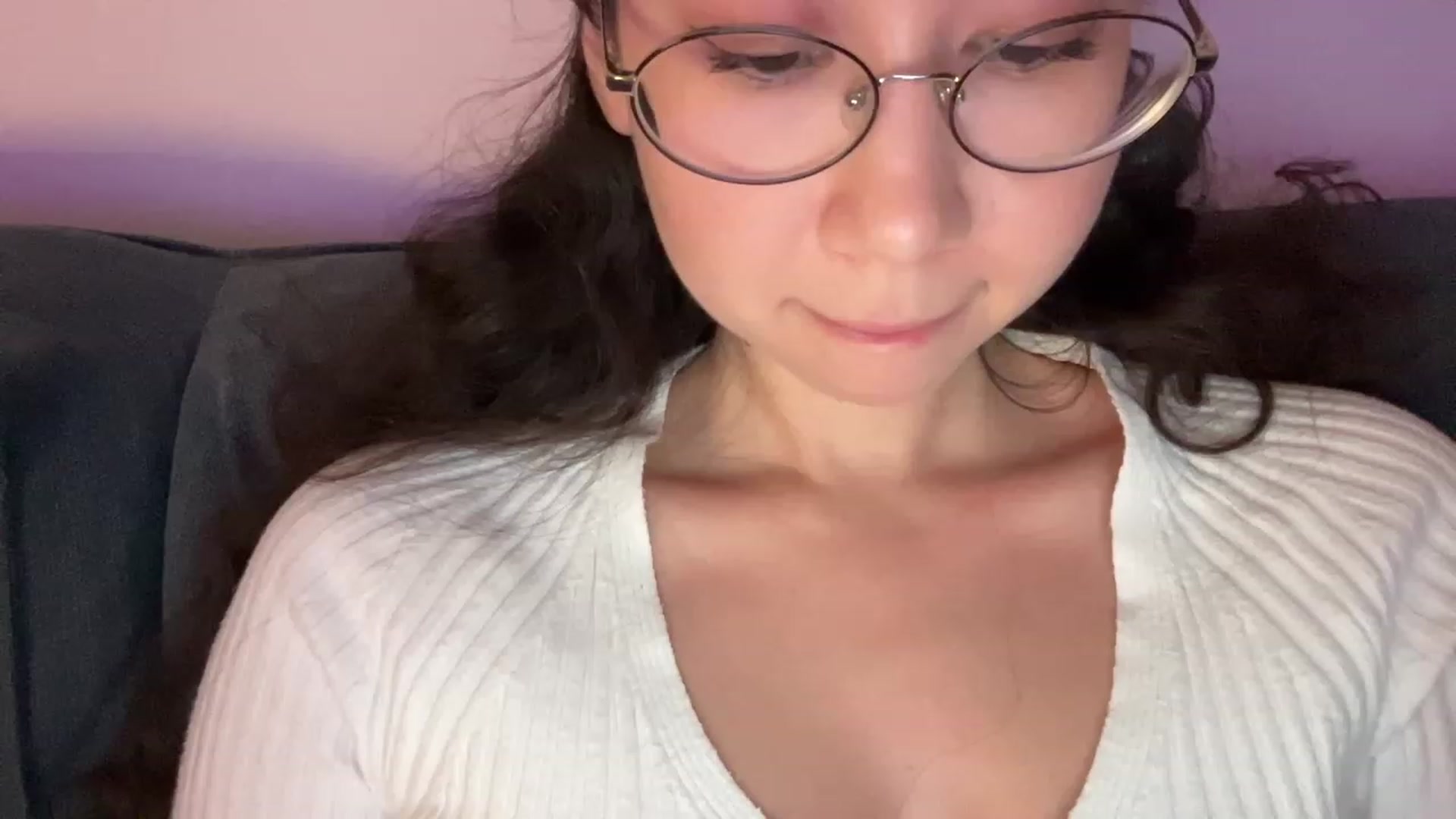 Gallery image thumbnail from cute_asian69's myfreecams stream on, 08/31/2023, 22:22 image 9 of 20