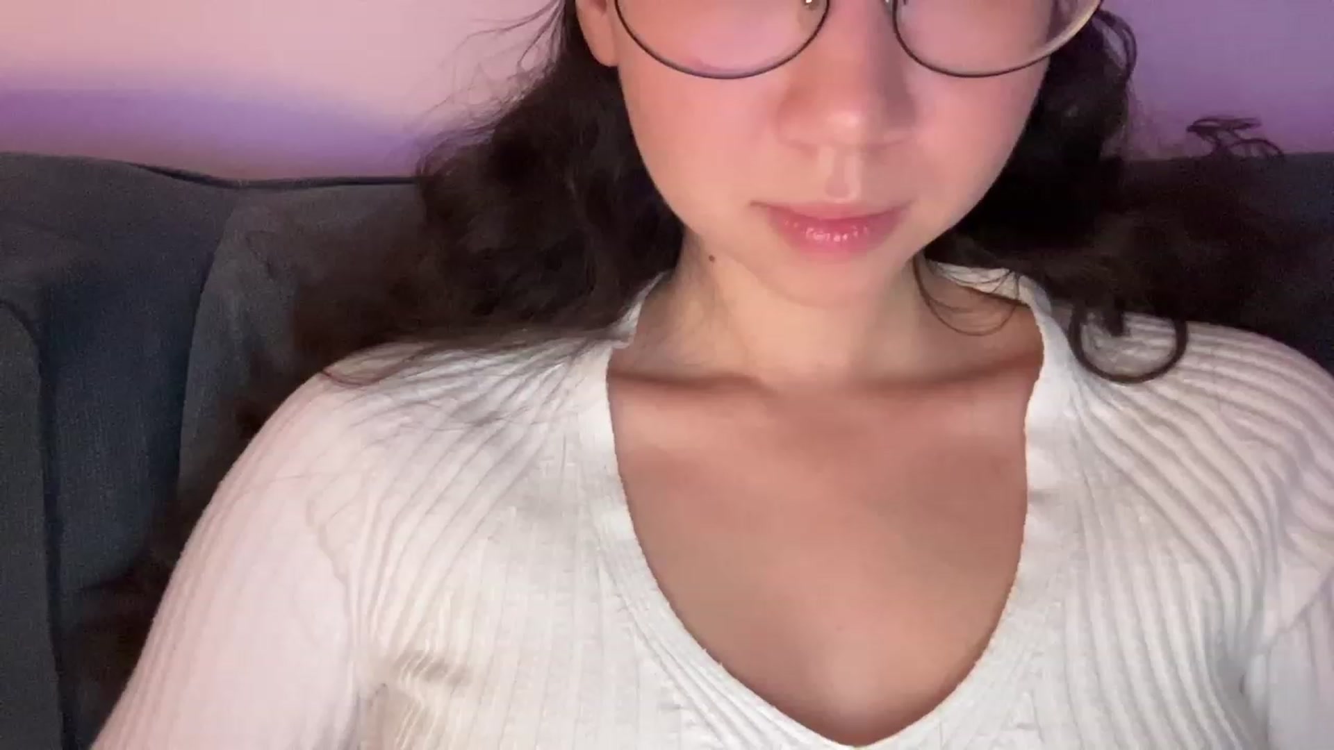 Gallery image thumbnail from cute_asian69's myfreecams stream on, 08/31/2023, 22:22 image 13 of 20