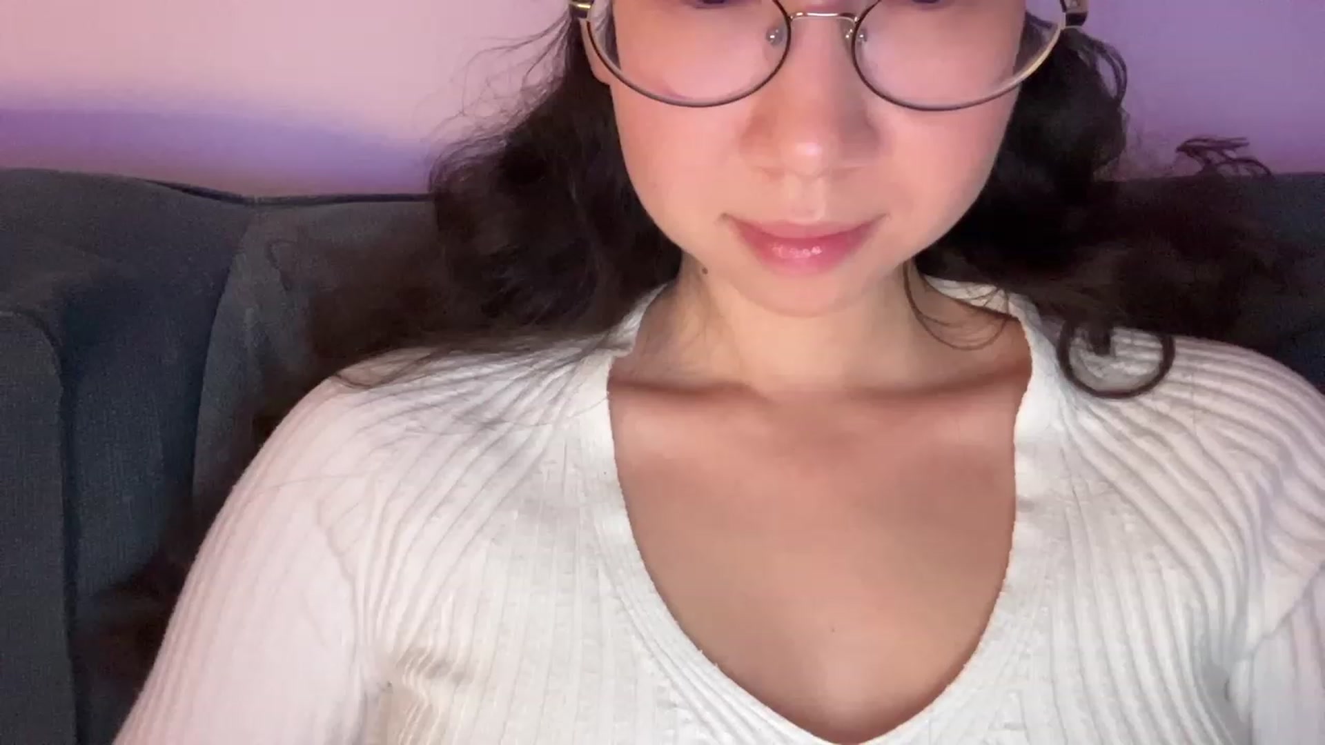 Gallery image thumbnail from cute_asian69's myfreecams stream on, 08/31/2023, 22:22 image 15 of 20
