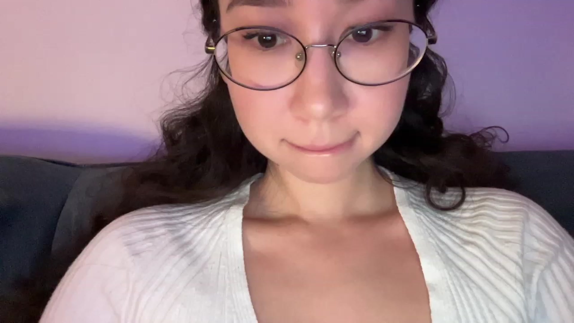 Gallery image thumbnail from cute_asian69's myfreecams stream on, 08/31/2023, 22:22 image 2 of 20