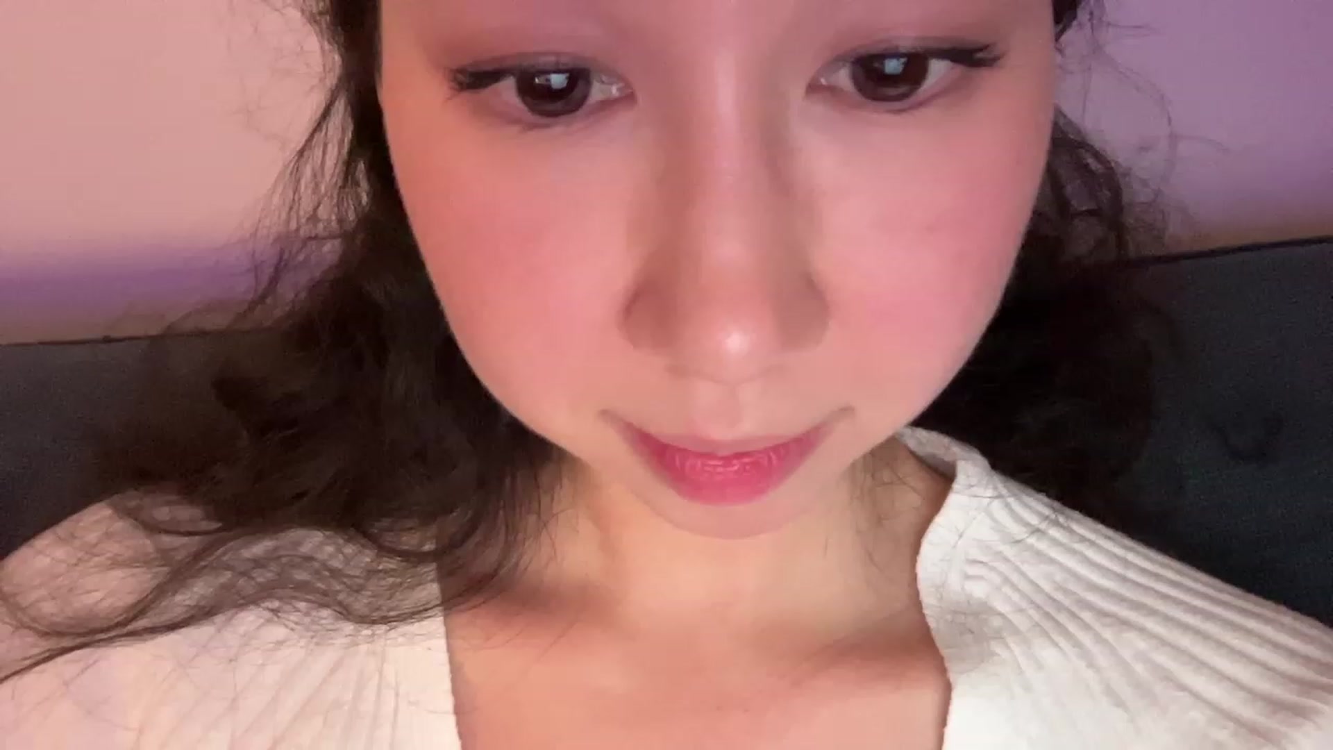 Gallery image thumbnail from cute_asian69's myfreecams stream on, 09/01/2023, 24:02 image 12 of 20