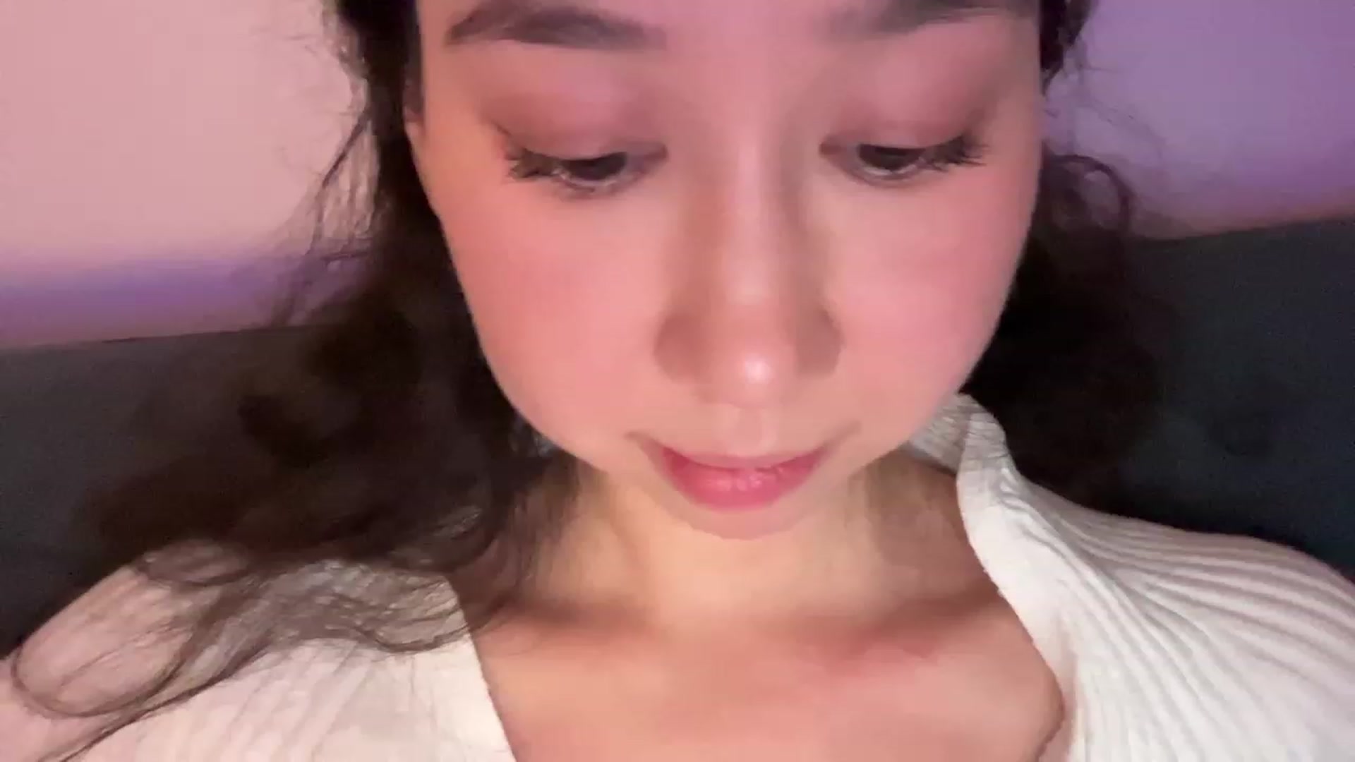 Gallery image thumbnail from cute_asian69's myfreecams stream on, 09/01/2023, 24:02 image 13 of 20
