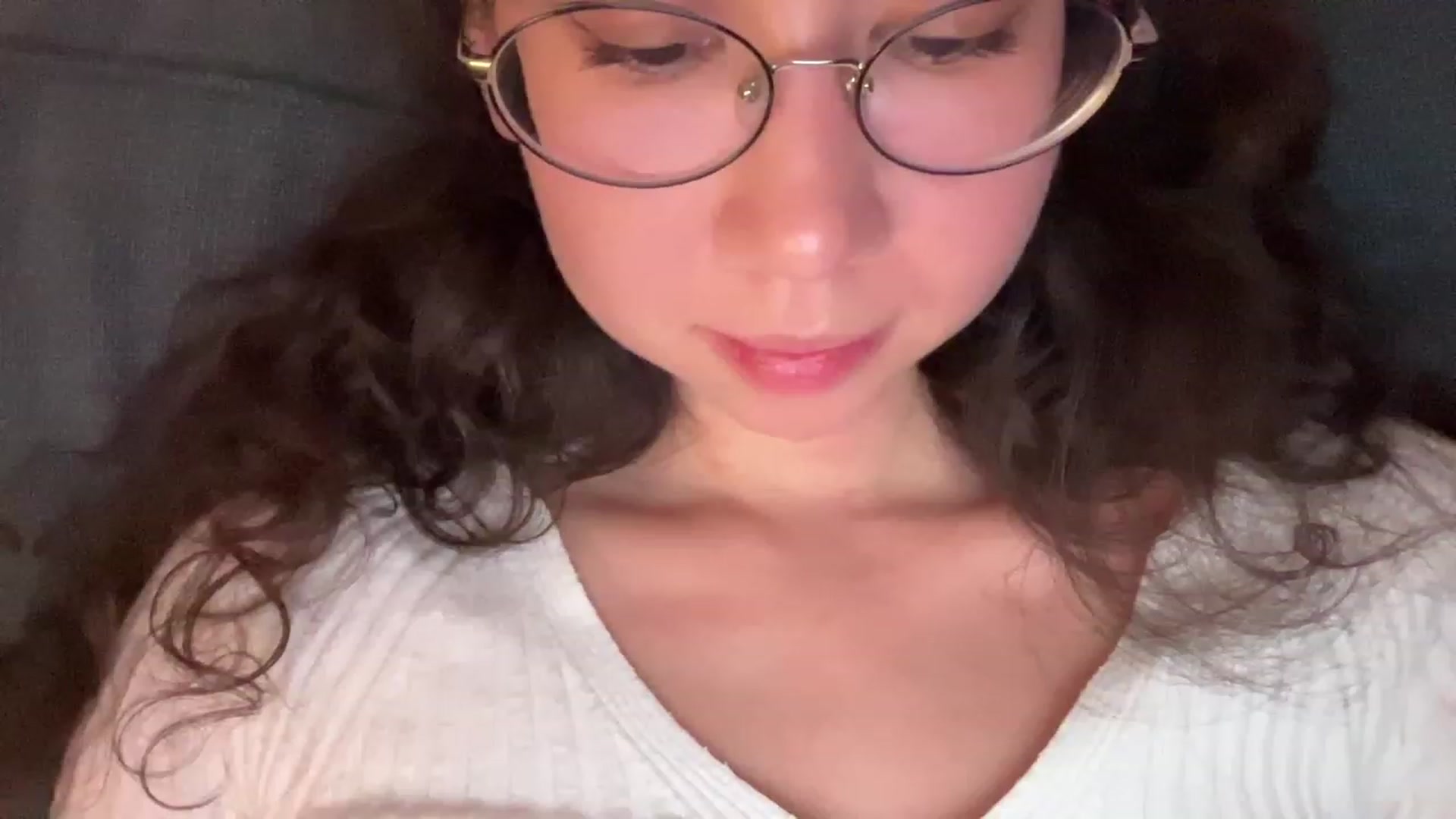 Gallery image thumbnail from cute_asian69's myfreecams stream on, 09/01/2023, 24:02 image 5 of 20
