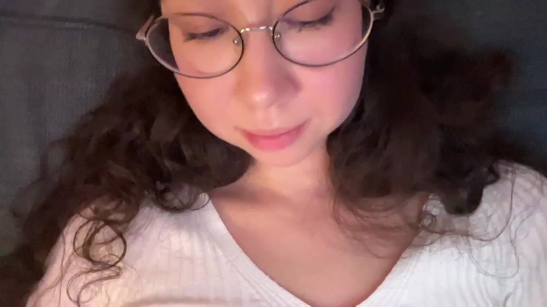 Gallery image thumbnail from cute_asian69's myfreecams stream on, 09/01/2023, 24:02 image 9 of 20