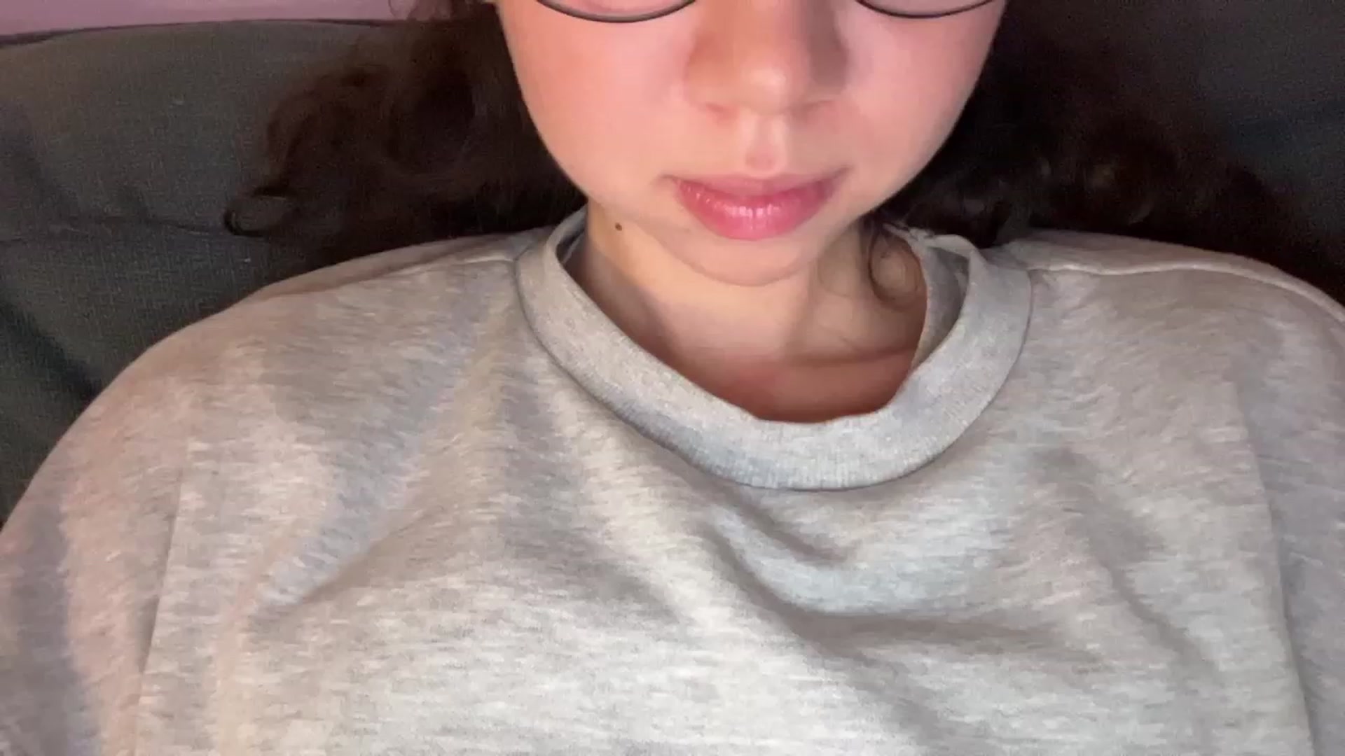 Gallery image thumbnail from cute_asian69's myfreecams stream on, 09/02/2023, 24:03 image 2 of 20