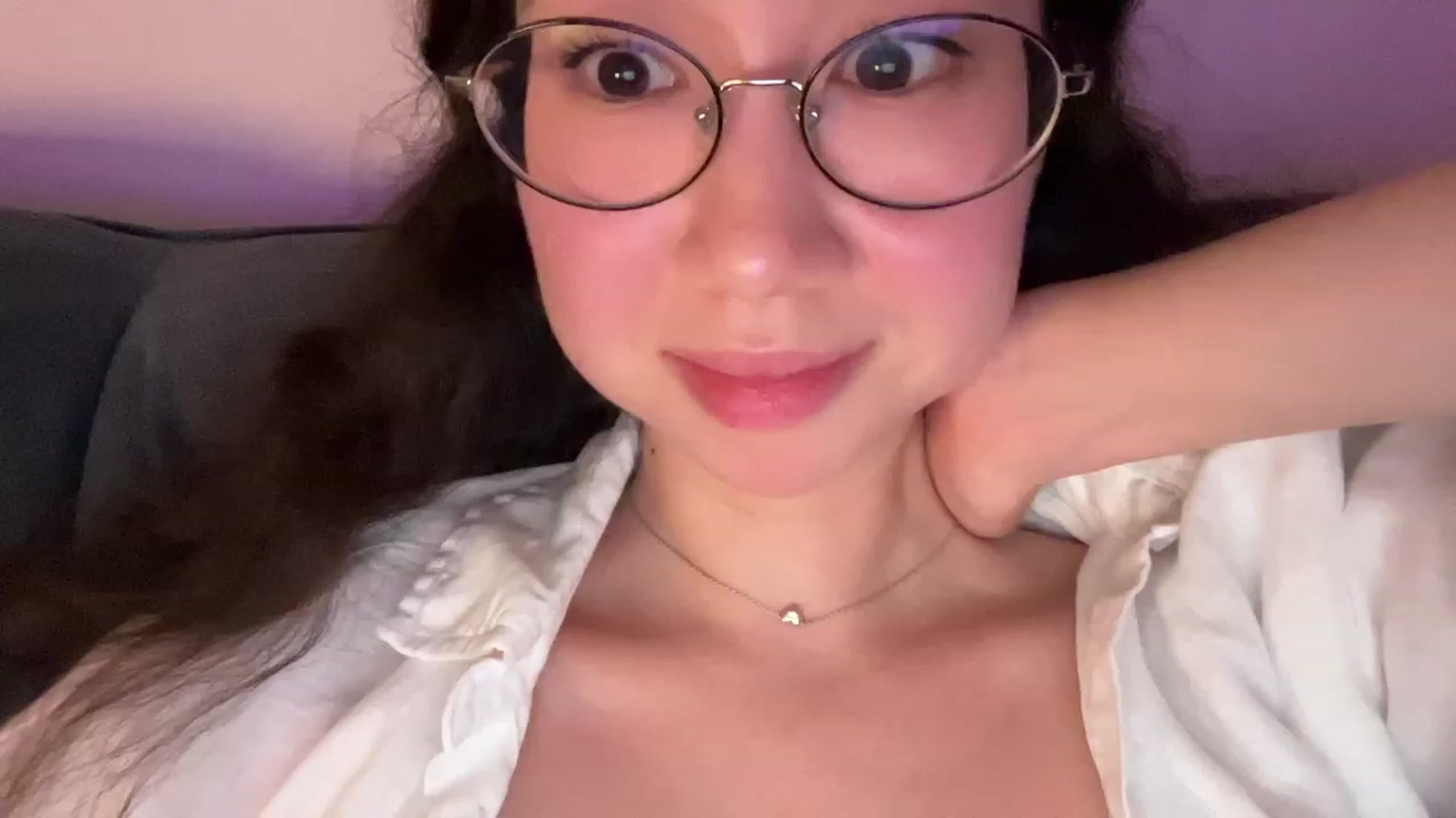 Gallery image thumbnail from cute_asian69's myfreecams stream on, 09/06/2023, 24:35 image 12 of 20