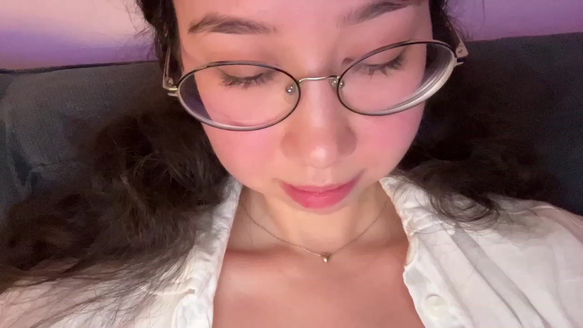 Gallery image thumbnail from cute_asian69's myfreecams stream on, 09/06/2023, 24:35 image 14 of 20