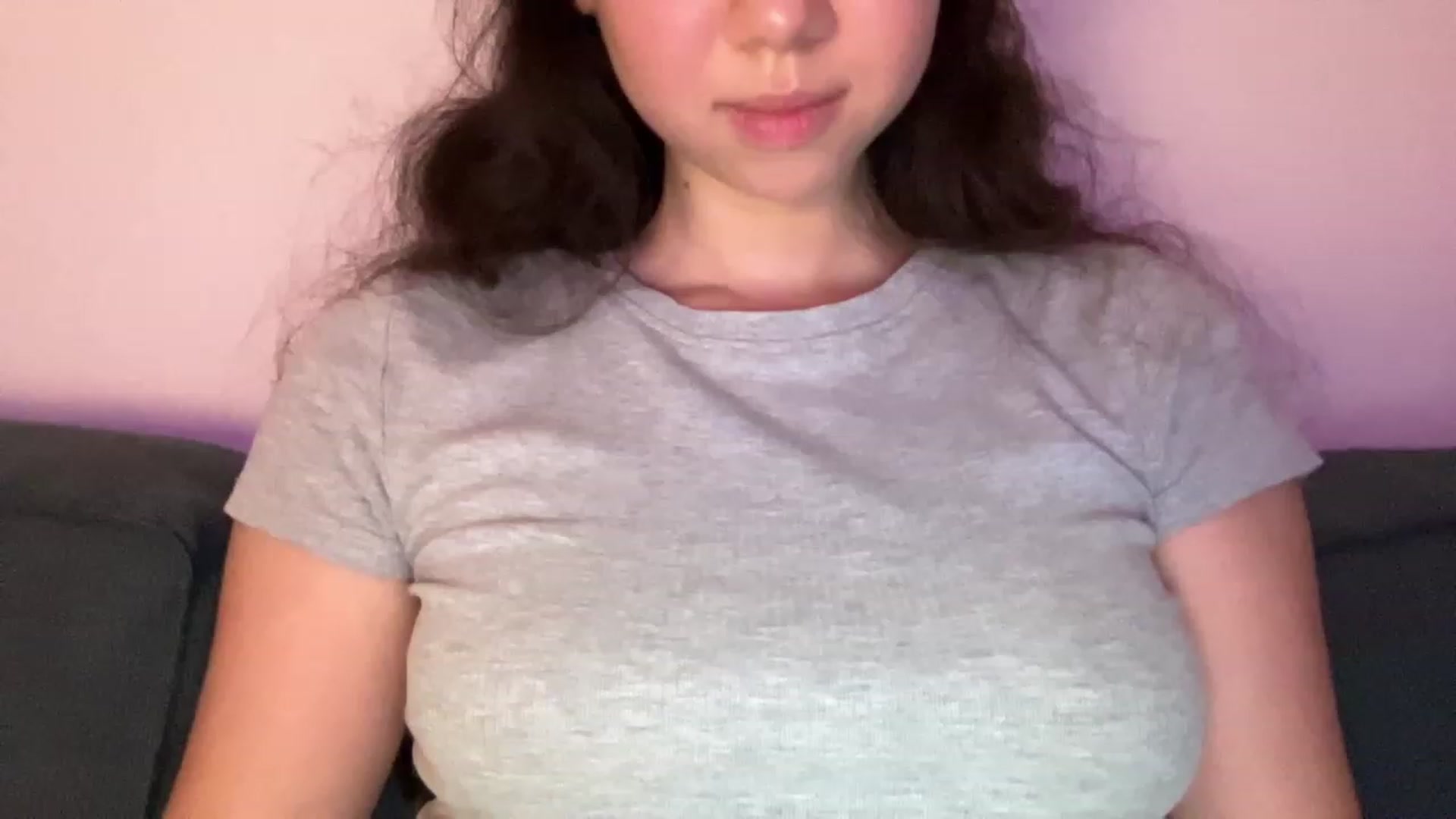 Gallery image thumbnail from cute_asian69's myfreecams stream on, 09/06/2023, 23:51 image 10 of 20