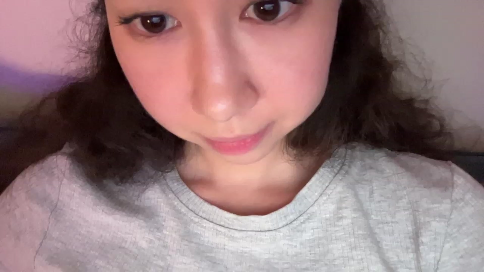Gallery image thumbnail from cute_asian69's myfreecams stream on, 09/06/2023, 23:51 image 12 of 20