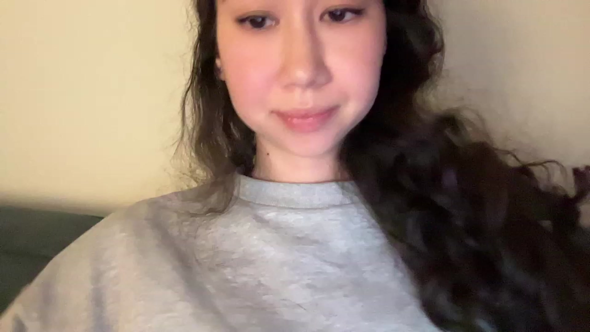Gallery image thumbnail from cute_asian69's myfreecams stream on, 09/24/2023, 24:53 image 11 of 20