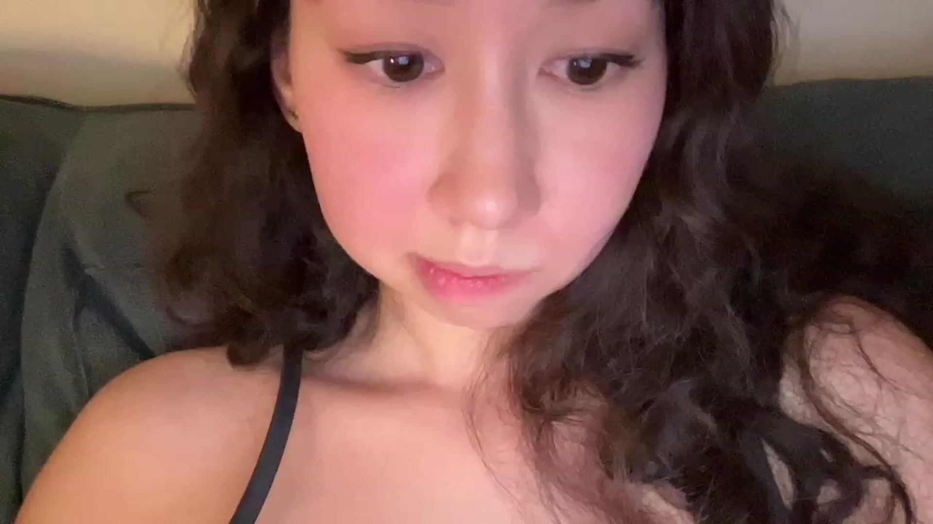 Gallery image thumbnail from cute_asian69's myfreecams stream on, 09/24/2023, 02:06 image 14 of 20