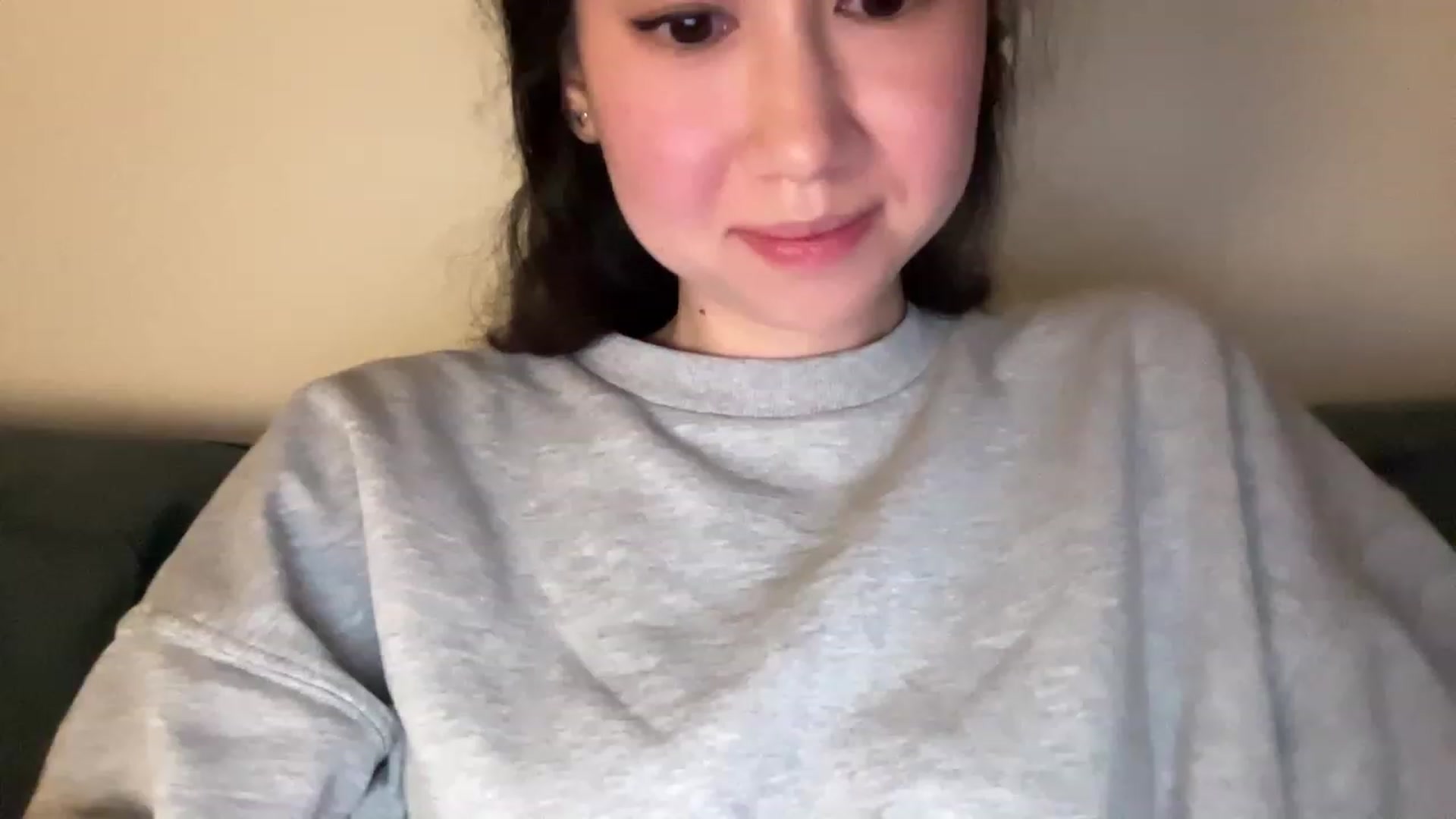 Gallery image thumbnail from cute_asian69's myfreecams stream on, 09/24/2023, 02:06 image 5 of 20