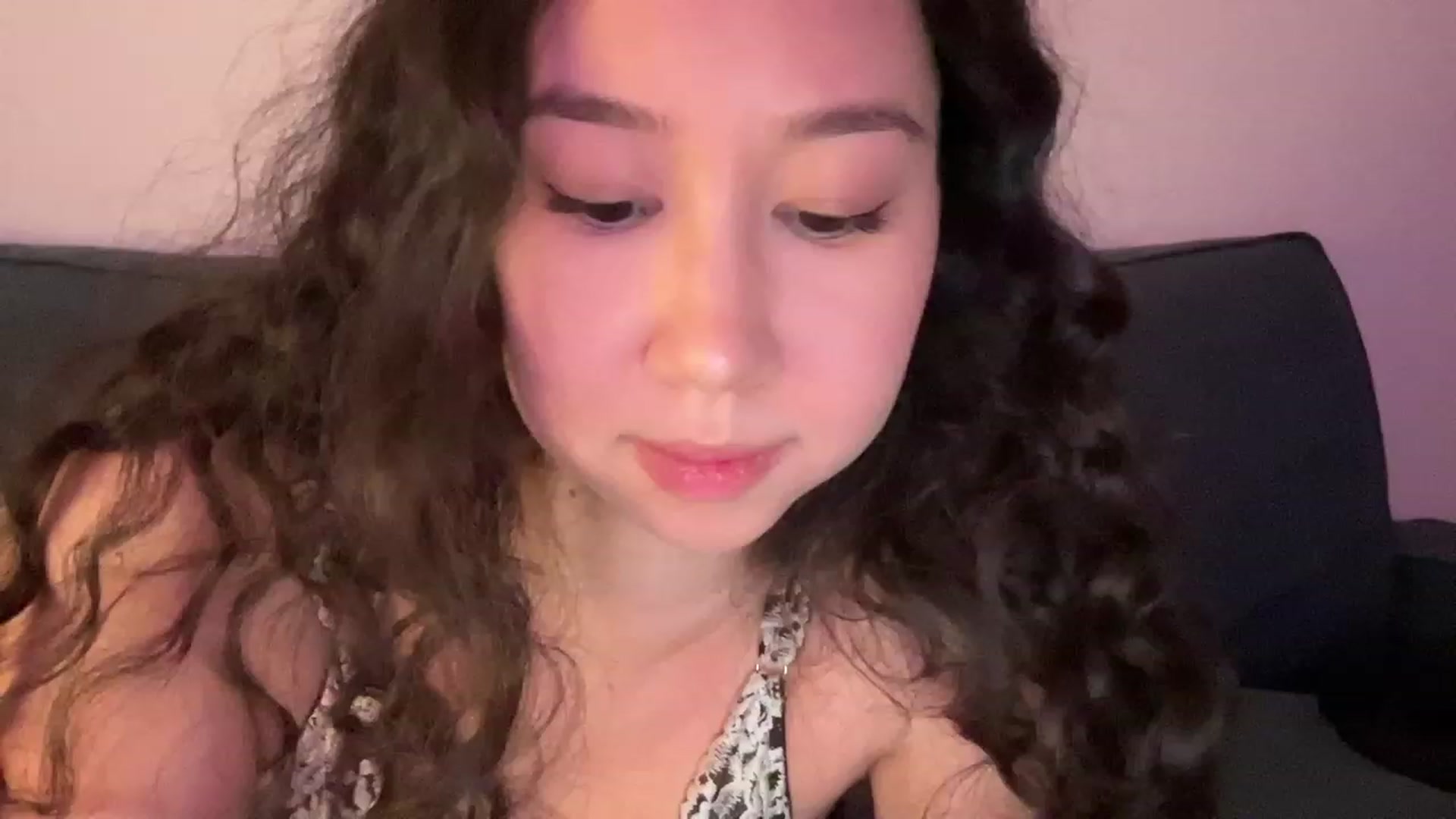 Gallery image thumbnail from cute_asian69's myfreecams stream on, 09/25/2023, 01:09 image 5 of 20