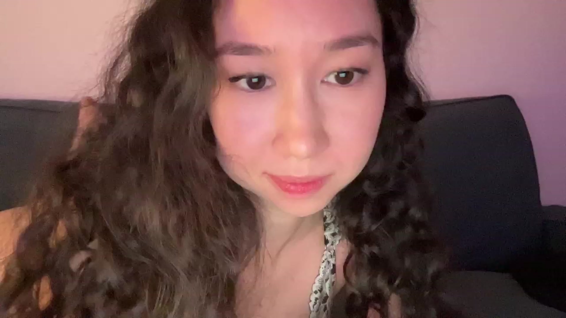 Gallery image thumbnail from cute_asian69's myfreecams stream on, 09/25/2023, 01:09 image 16 of 20
