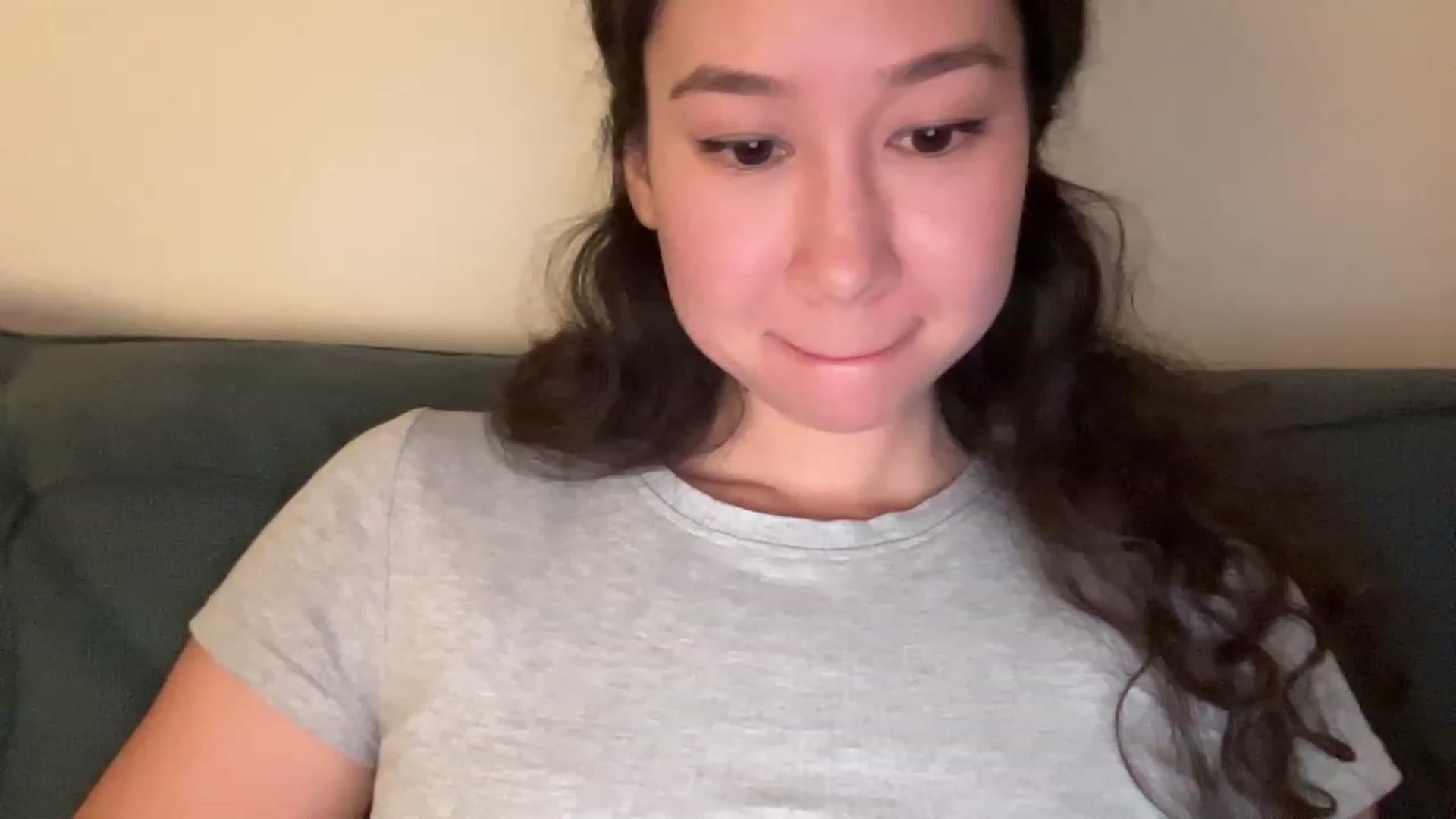 Gallery image thumbnail from cute_asian69's myfreecams stream on, 09/28/2023, 24:52 image 9 of 20