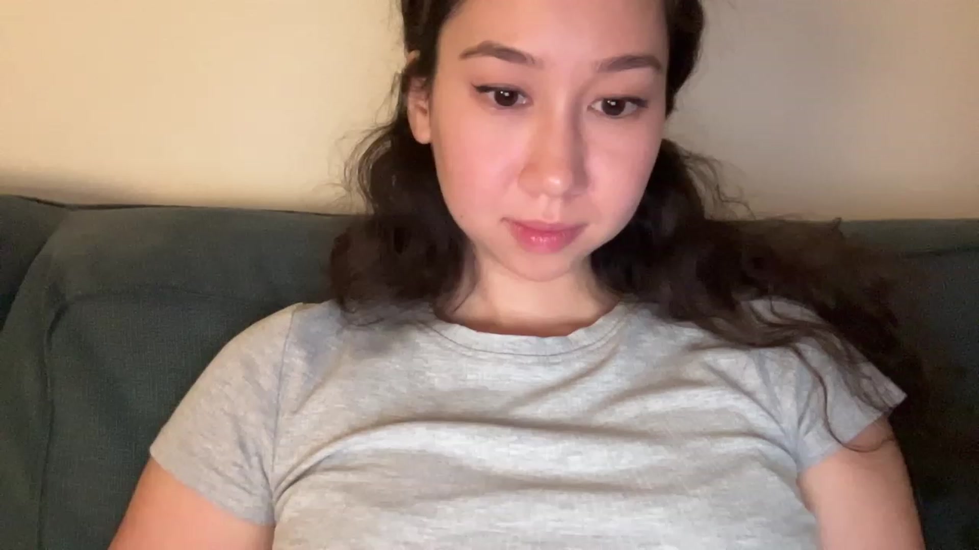 Gallery image thumbnail from cute_asian69's myfreecams stream on, 09/28/2023, 24:52 image 14 of 20