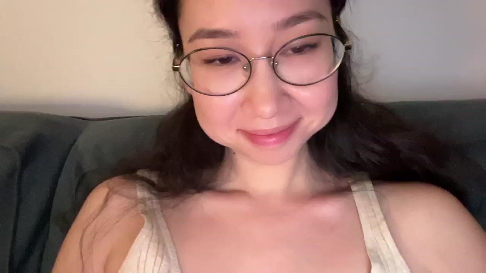 Gallery image thumbnail from cute_asian69's myfreecams stream on, 10/07/2023, 22:52 image 4 of 20