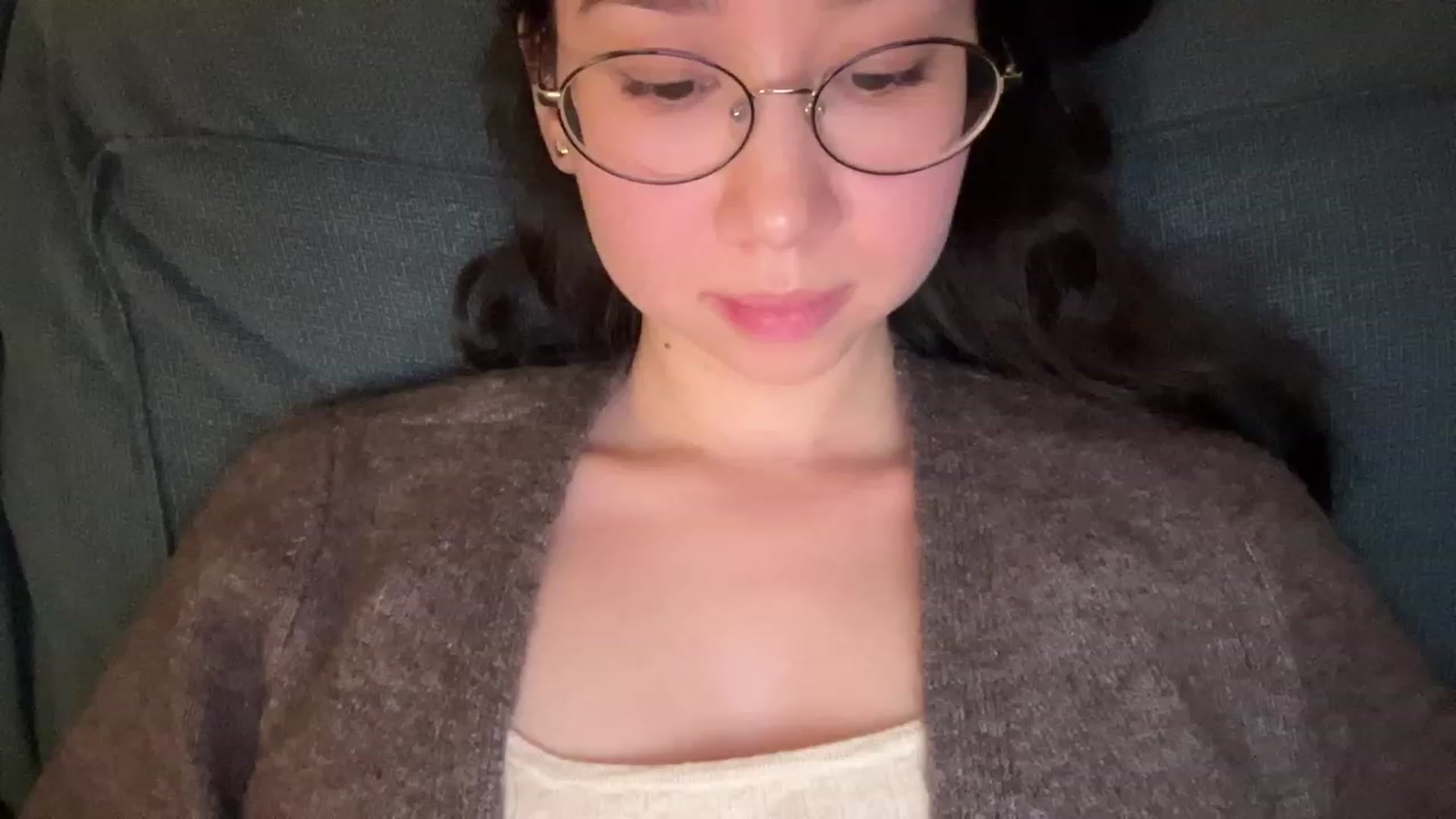 Gallery image thumbnail from cute_asian69's myfreecams stream on, 10/09/2023, 01:18 image 4 of 20