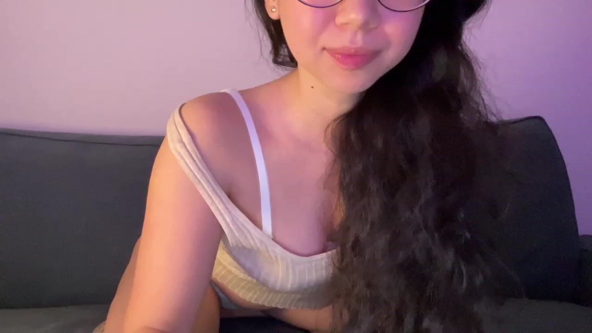 Gallery image thumbnail from cute_asian69's myfreecams stream on, 10/09/2023, 01:18 image 9 of 20