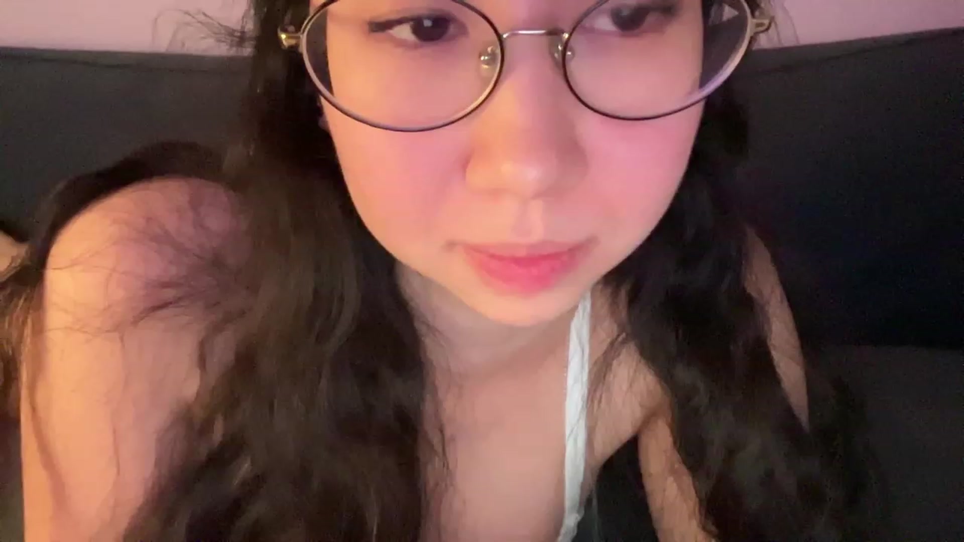 Gallery image thumbnail from cute_asian69's myfreecams stream on, 10/09/2023, 04:25 image 6 of 20