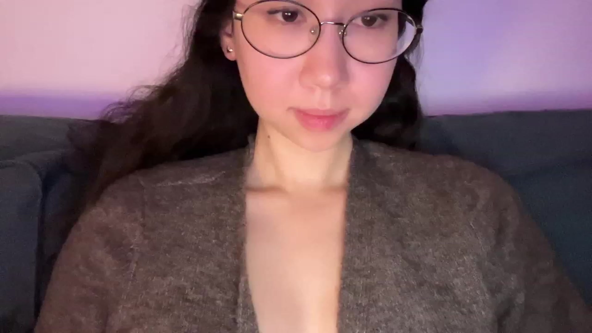 Gallery image thumbnail from cute_asian69's myfreecams stream on, 10/09/2023, 04:25 image 15 of 20