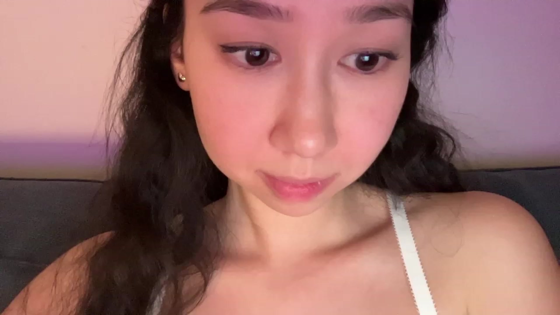 Gallery image thumbnail from cute_asian69's myfreecams stream on, 10/09/2023, 04:25 image 2 of 20