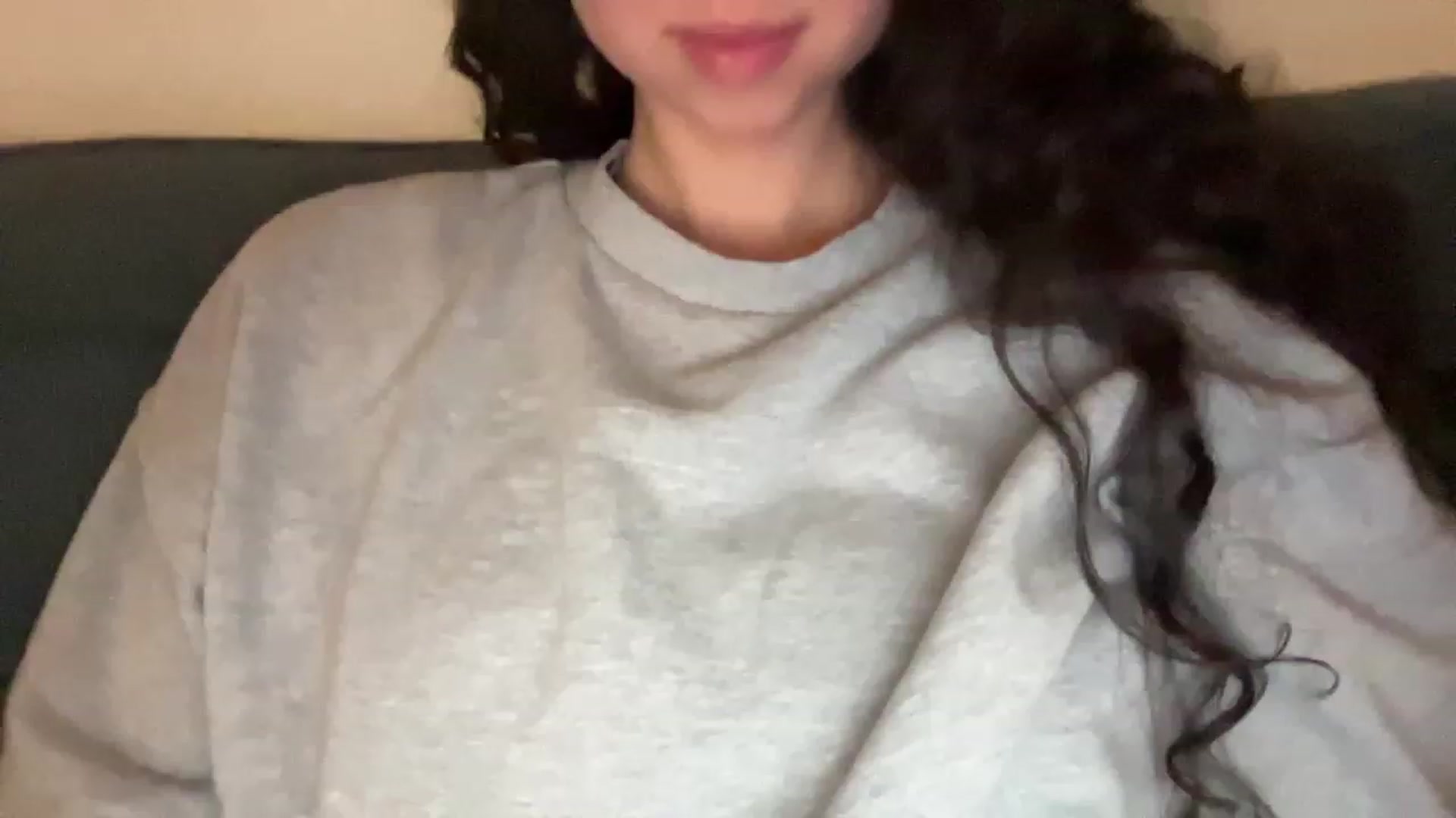 Gallery image thumbnail from cute_asian69's myfreecams stream on, 10/21/2023, 23:17 image 12 of 20