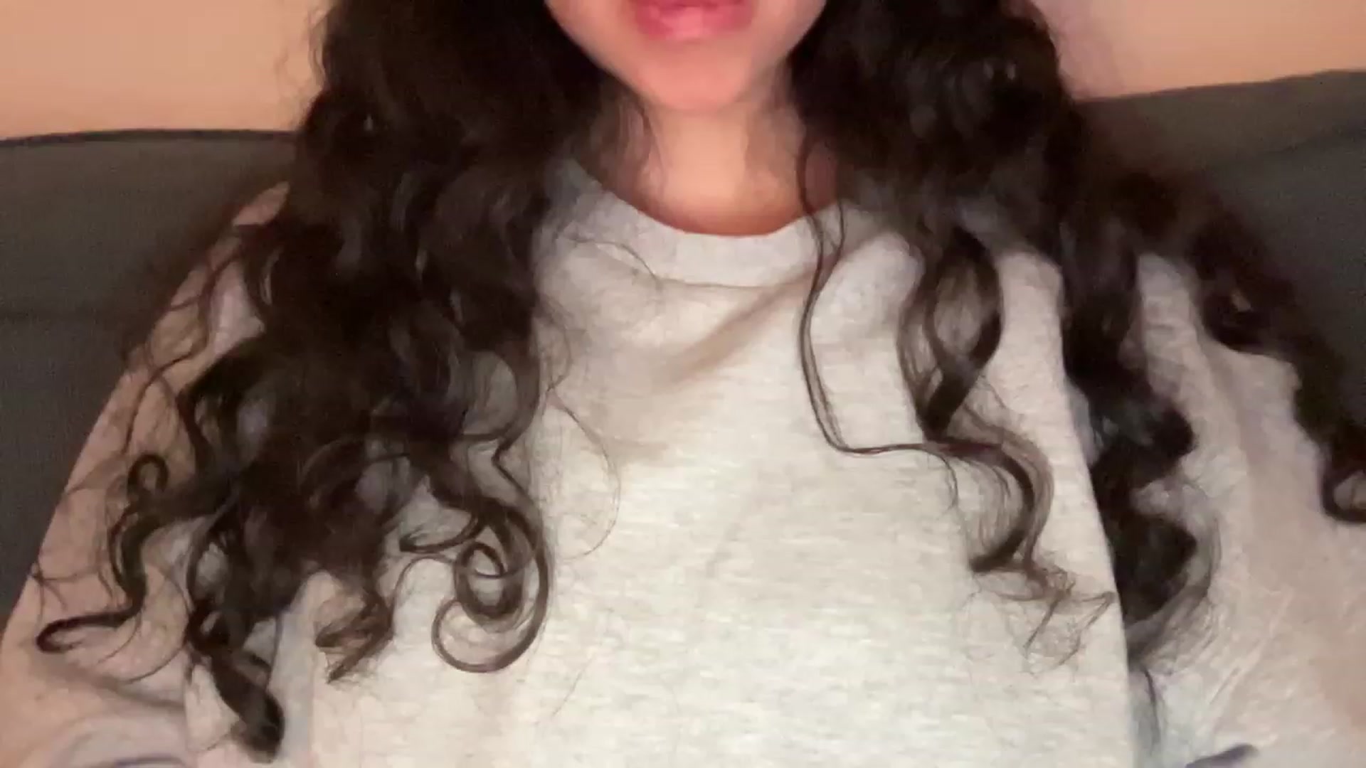 Gallery image thumbnail from cute_asian69's myfreecams stream on, 10/21/2023, 23:17 image 10 of 20