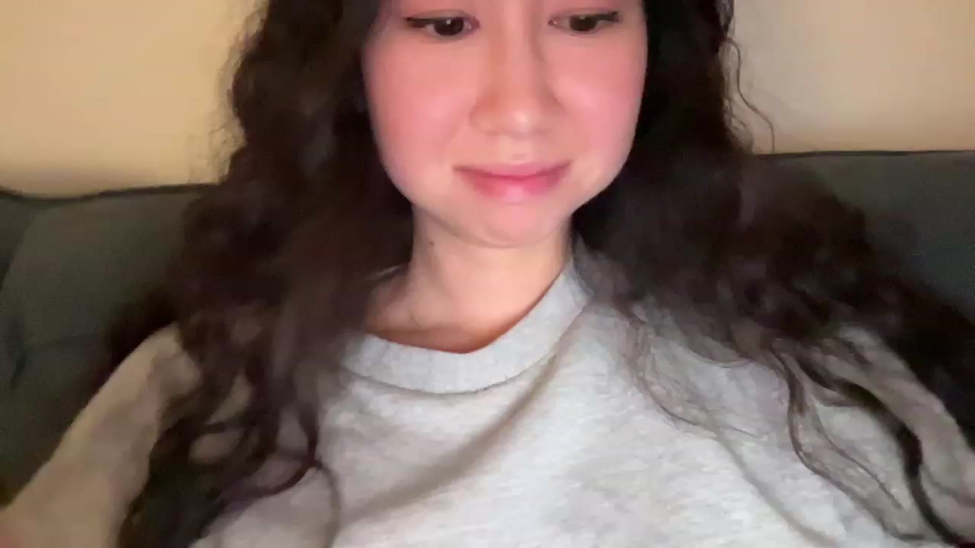Gallery image thumbnail from cute_asian69's myfreecams stream on, 10/22/2023, 24:01 image 17 of 20